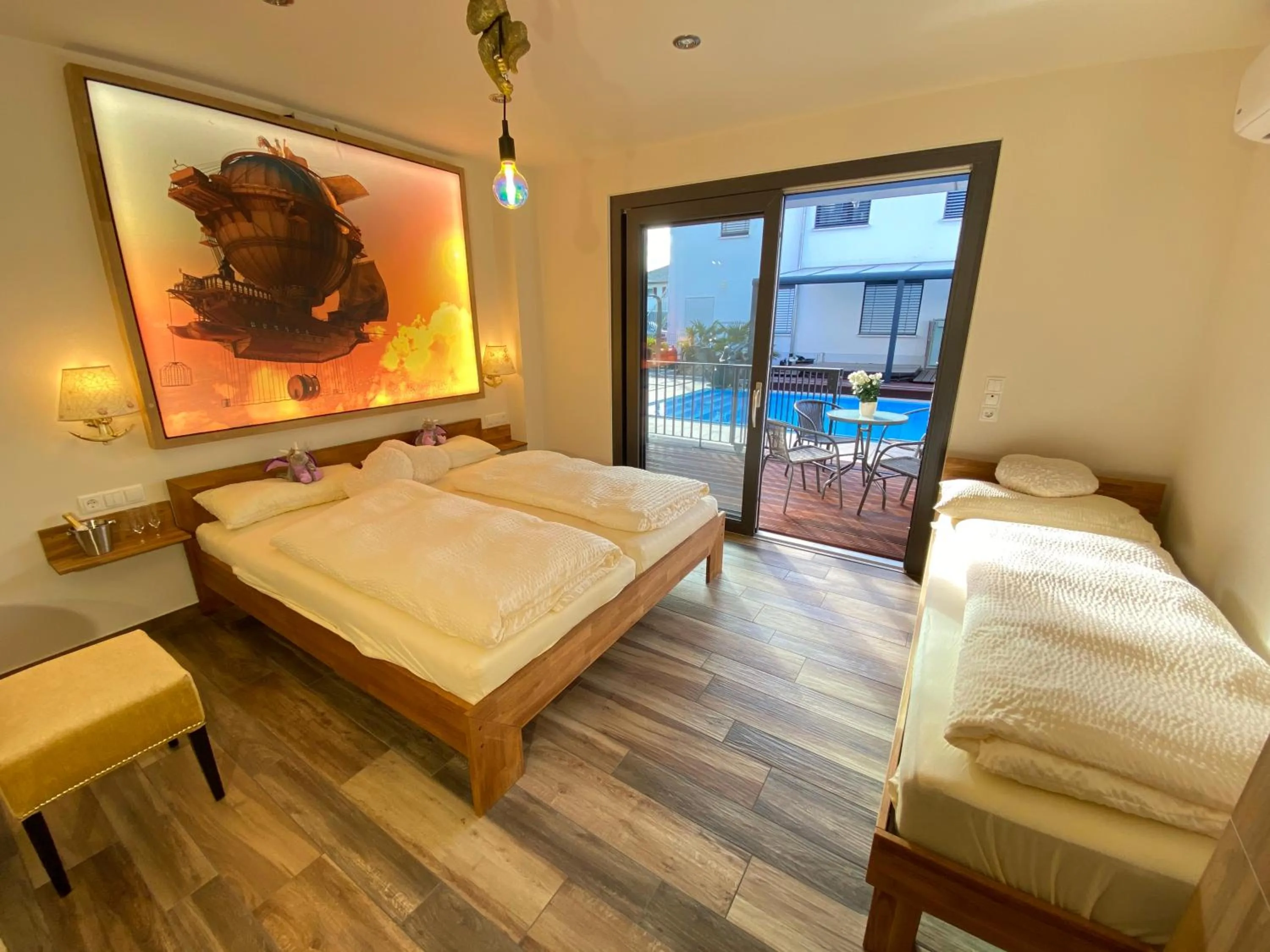 Photo of the whole room, Bed in AVALON ideal gelegen zwischen Europapark und Rulantica