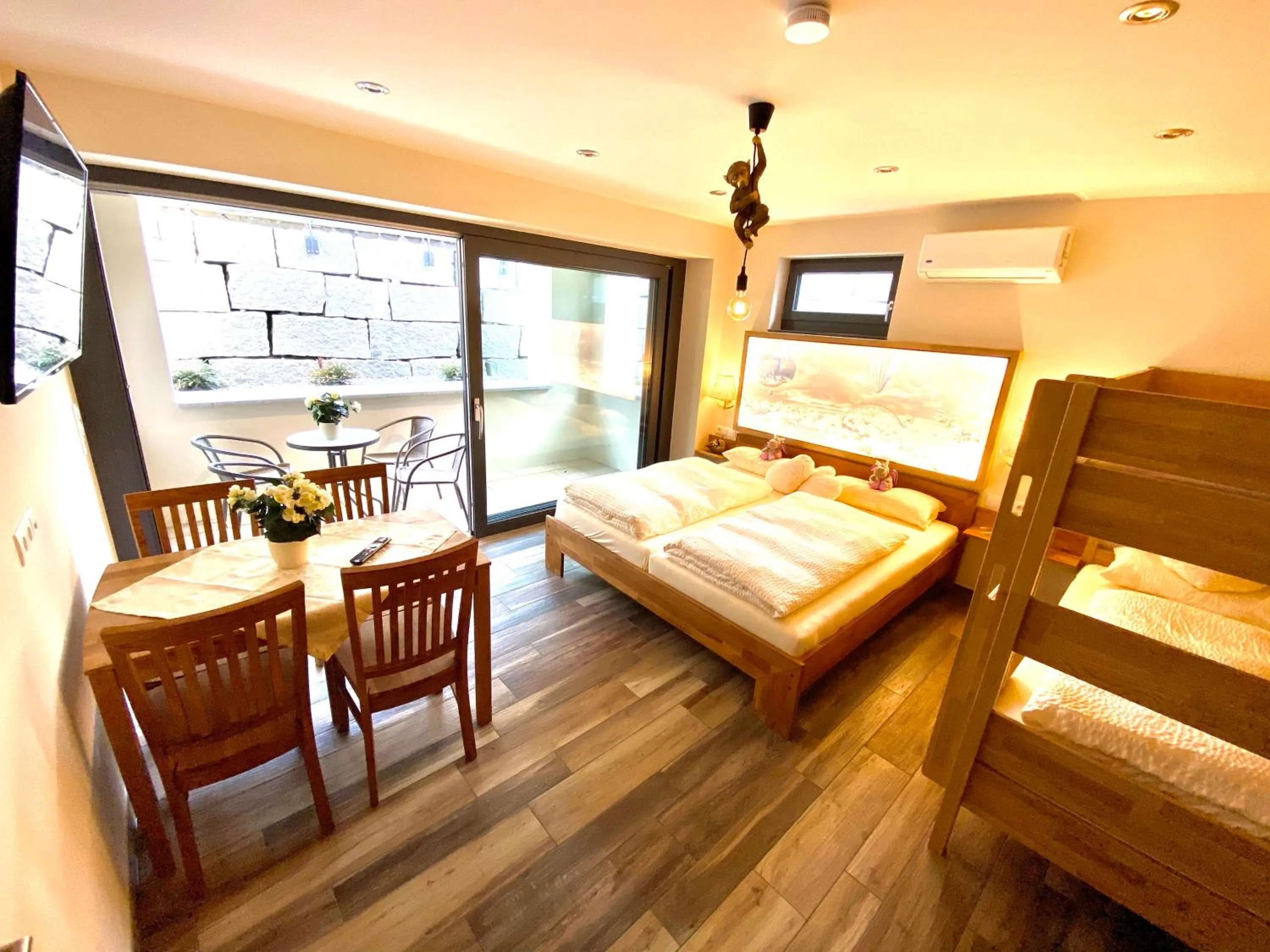 Photo of the whole room, Bed in AVALON ideal gelegen zwischen Europapark und Rulantica