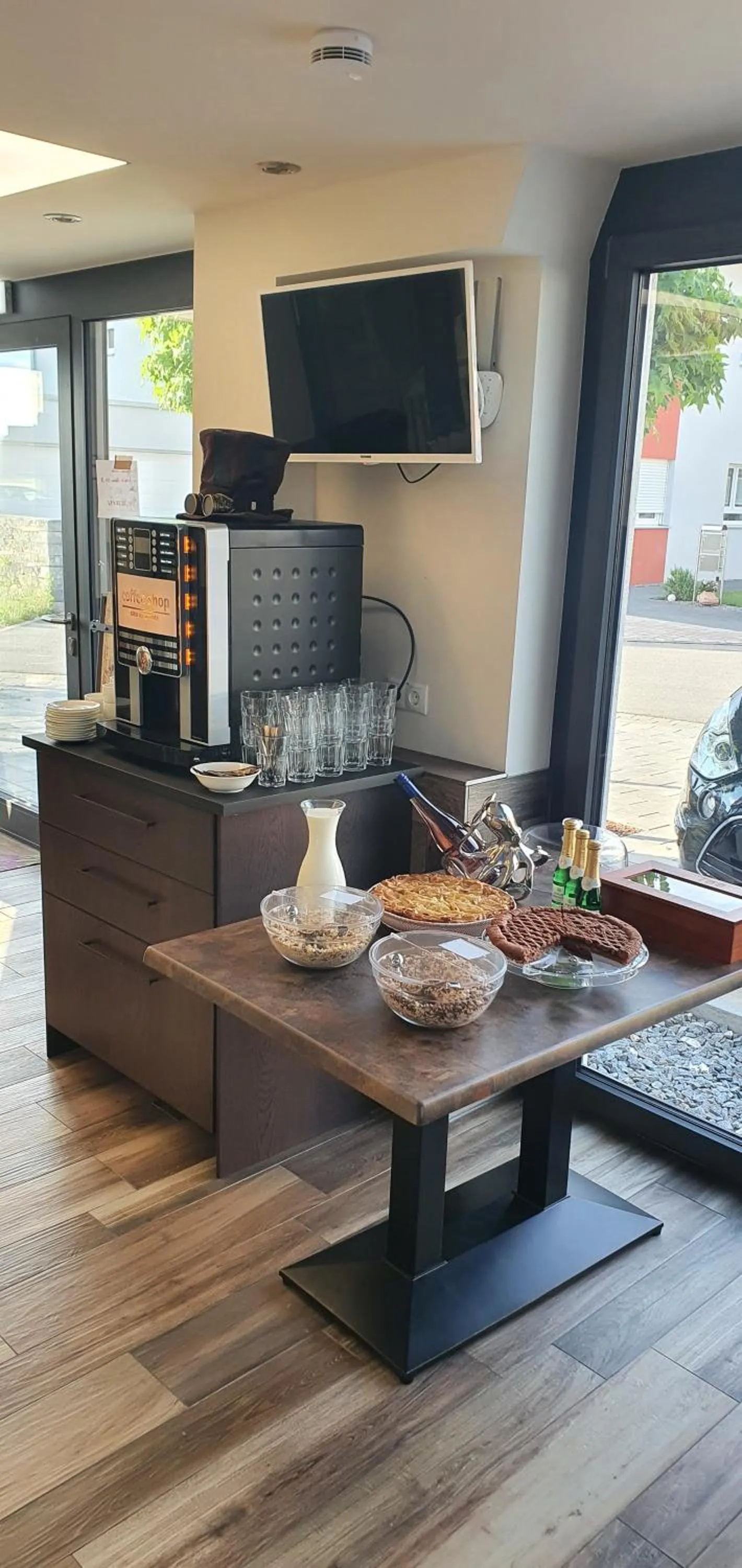 Breakfast in AVALON ideal gelegen zwischen Europapark und Rulantica