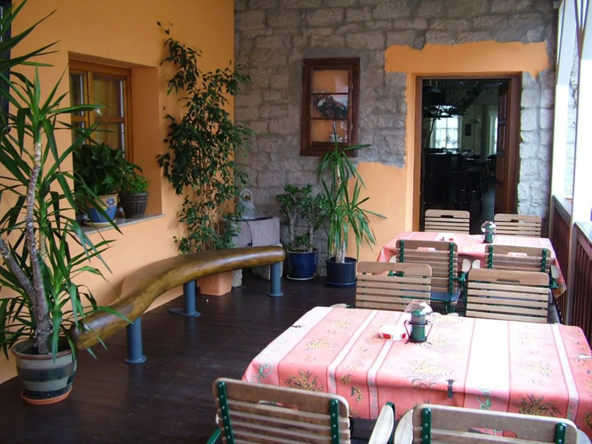 Restaurant/places to eat in Cross-Country-Hotel Hirsch