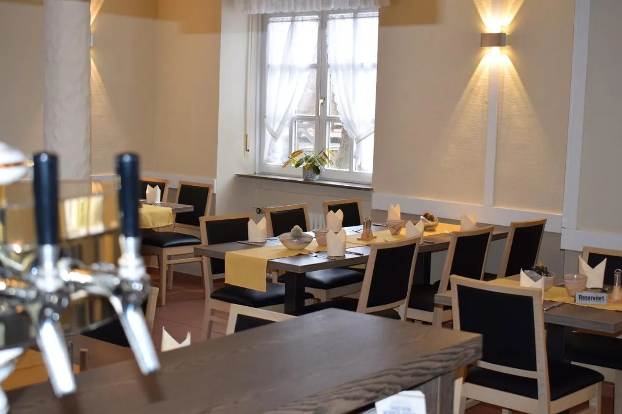 Restaurant/places to eat in Cross-Country-Hotel Hirsch