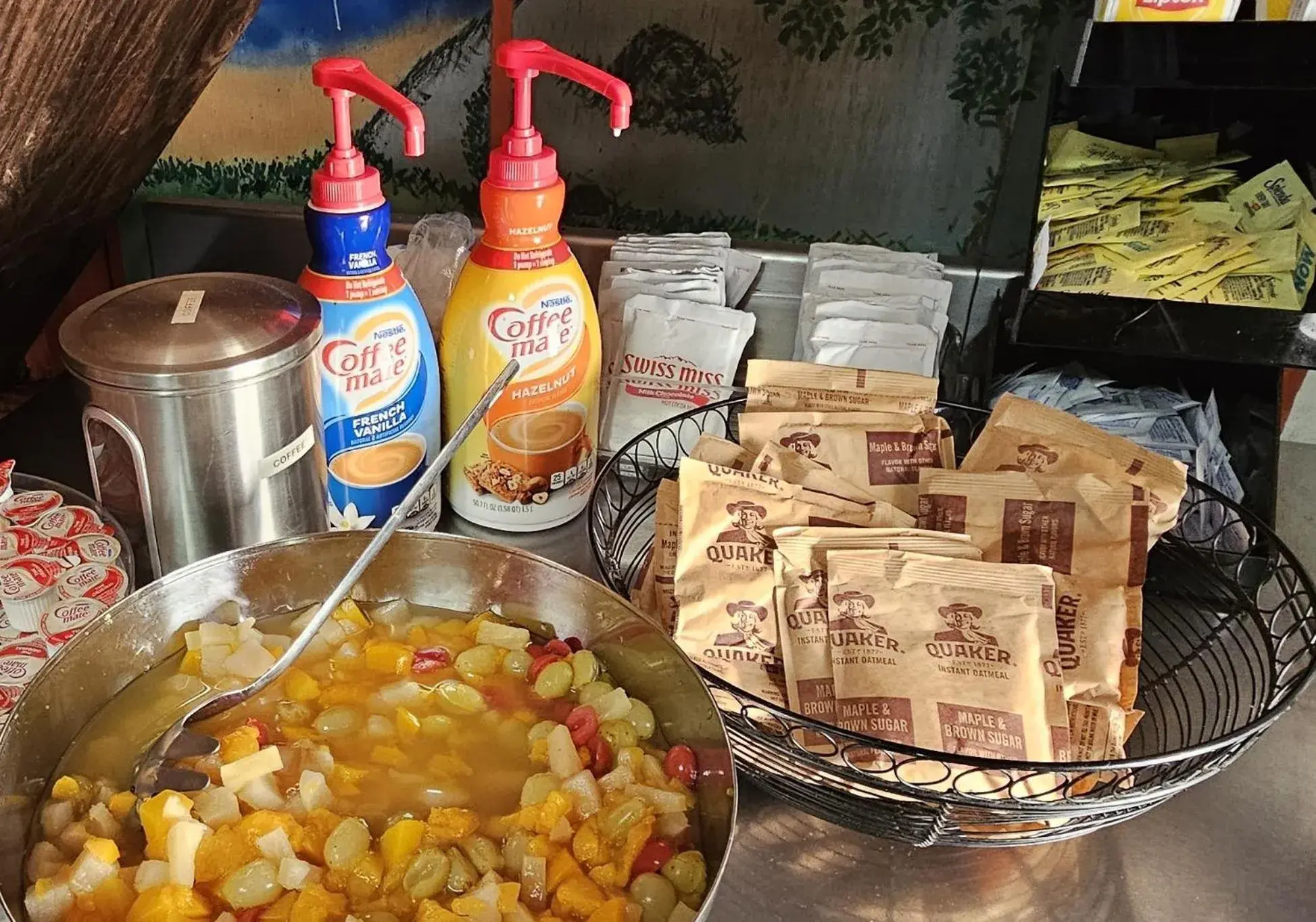 Breakfast in Gaslamp Hostel Breakfast in Gaslamp Hostel