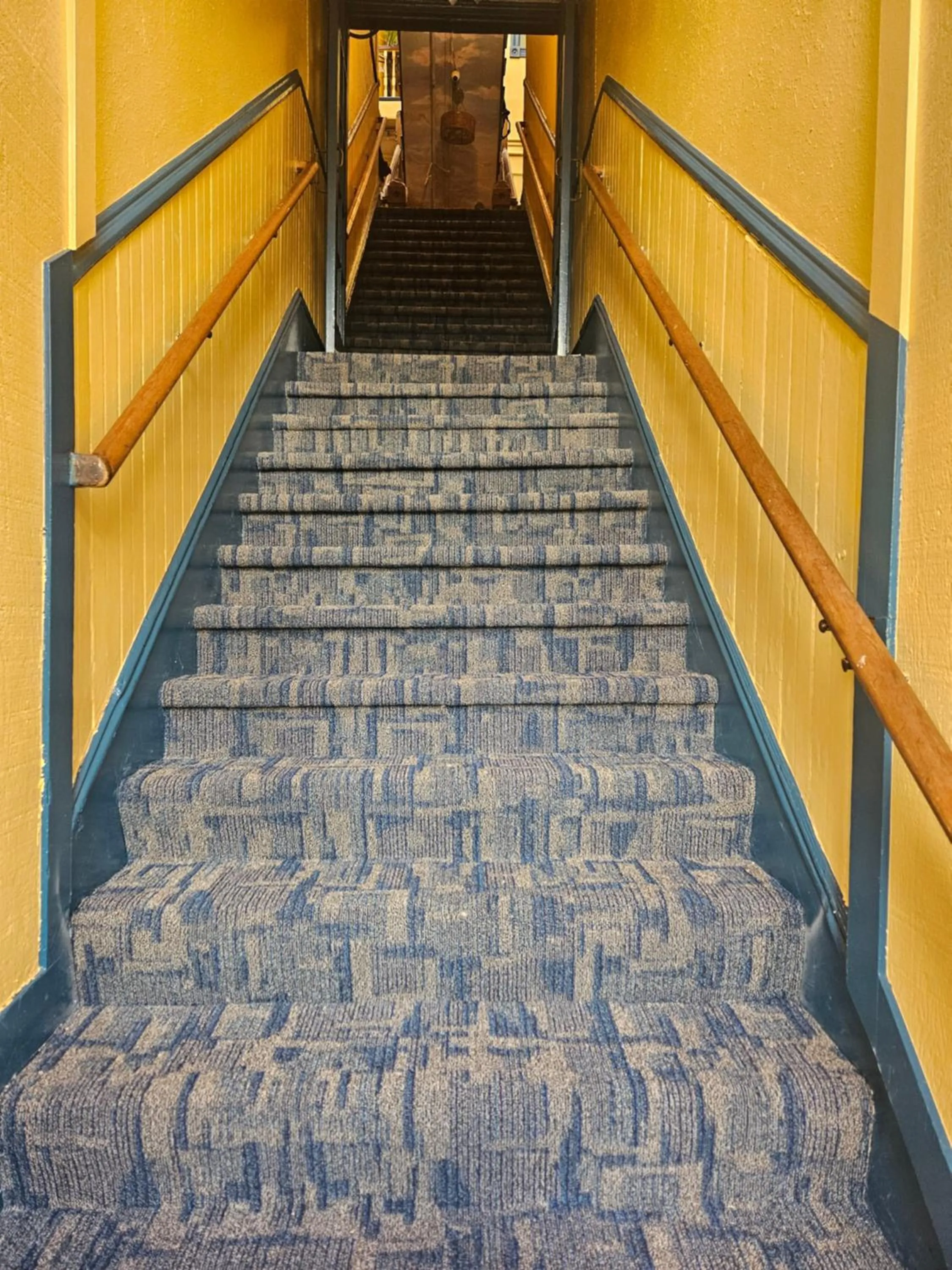 Facade/entrance in Gaslamp Hostel