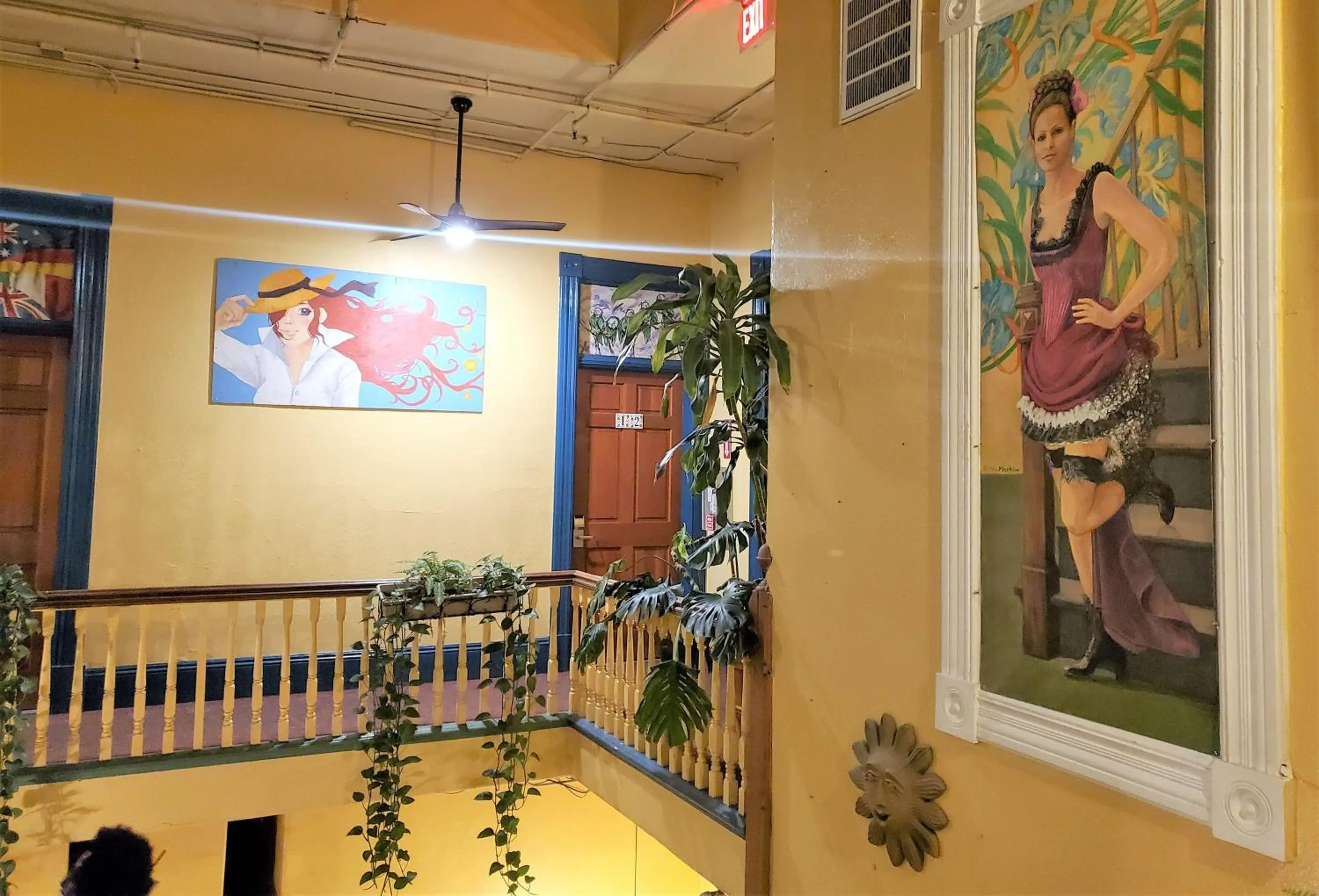 Decorative detail in Gaslamp Hostel