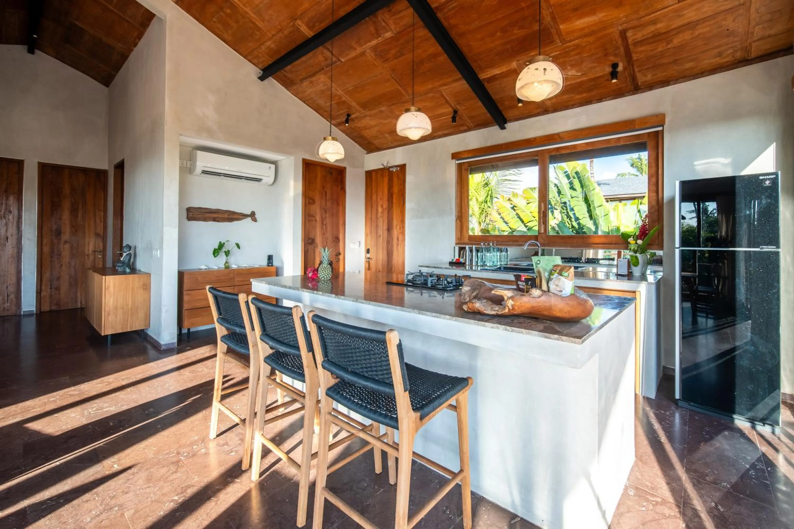 Kitchen or kitchenette in MASMARA Resort Canggu