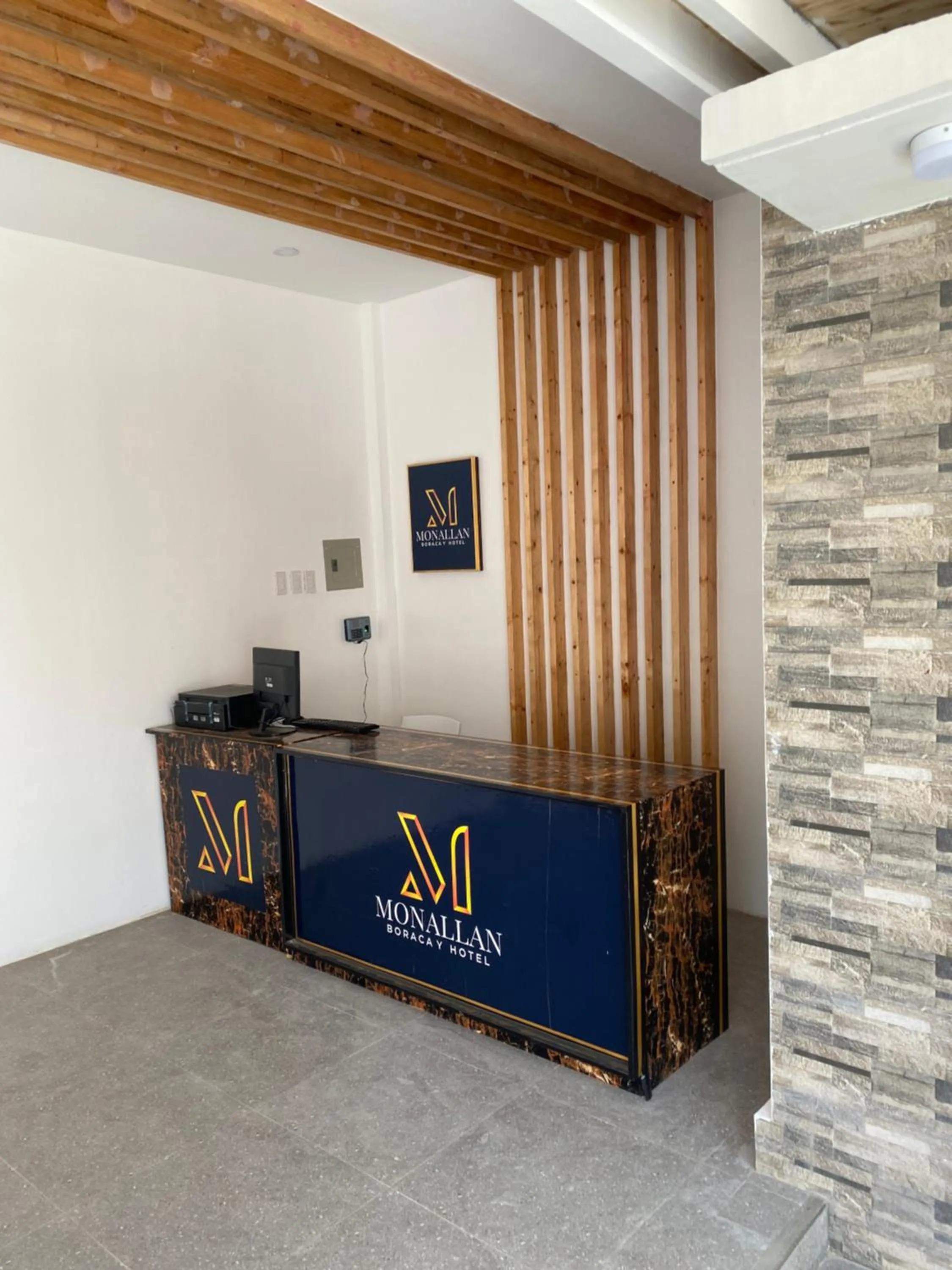 Monallan Boracay Hotel