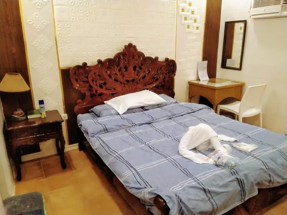 Bed in Monallan Boracay Hotel Bed in Monallan Boracay Hotel