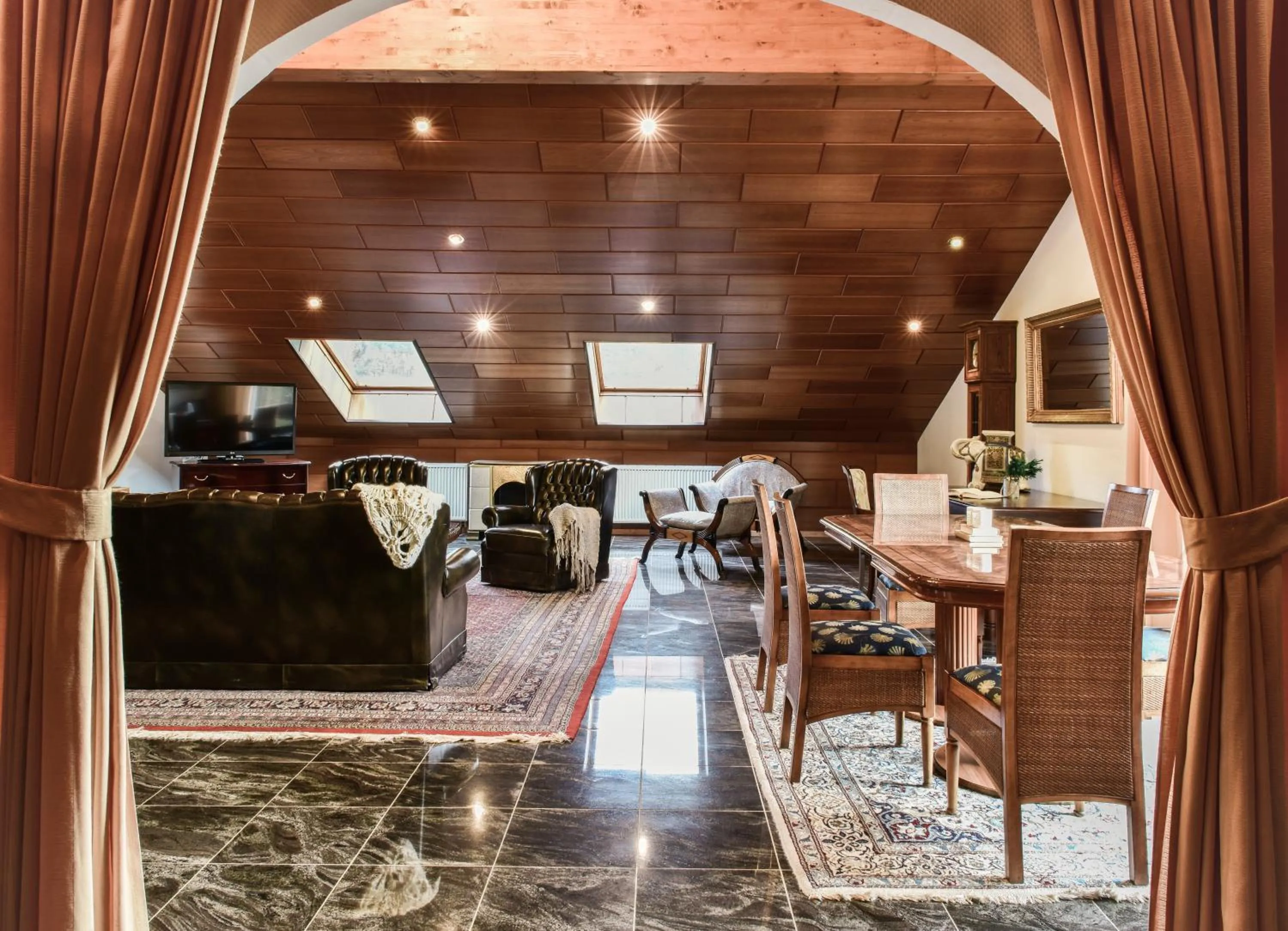 Dining area in Hotel-Restaurant Barbarossahof