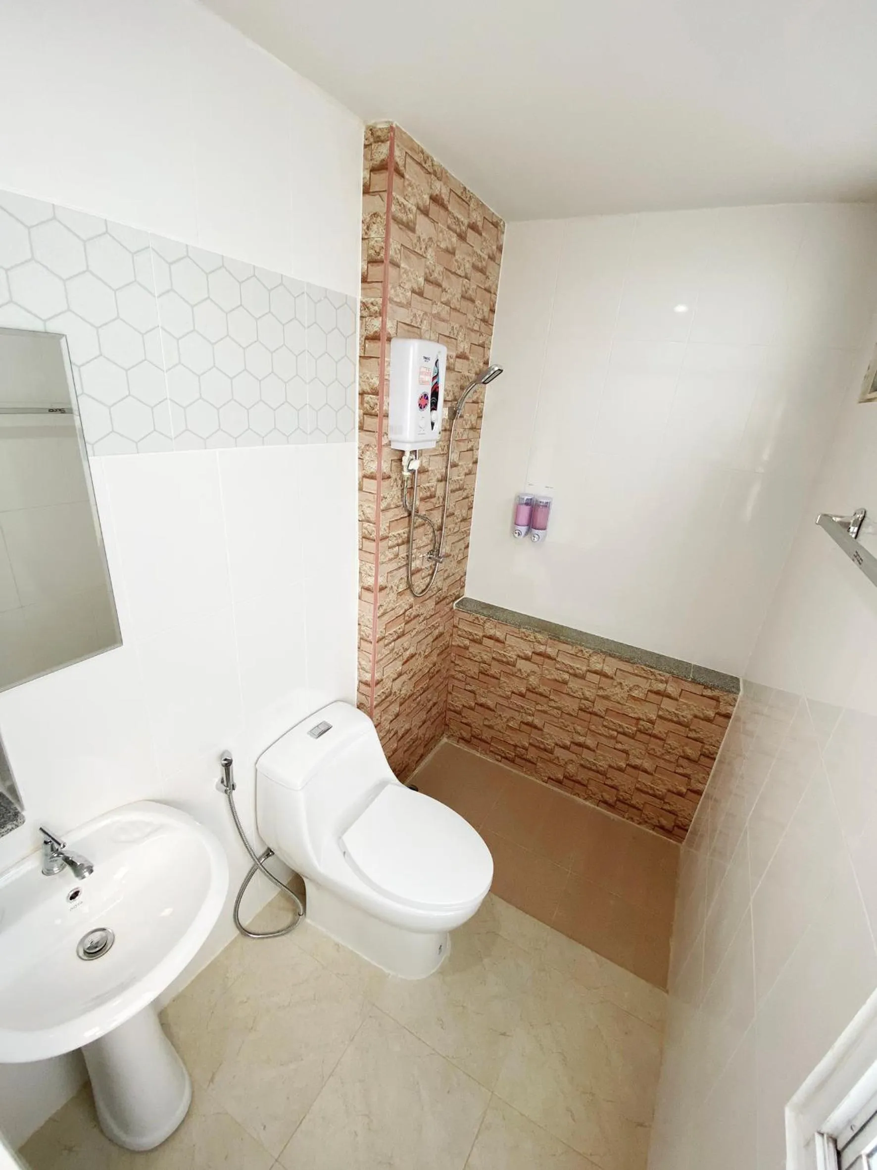 Bathroom in Racha caftel - 7 house - รชาคาฟเทล