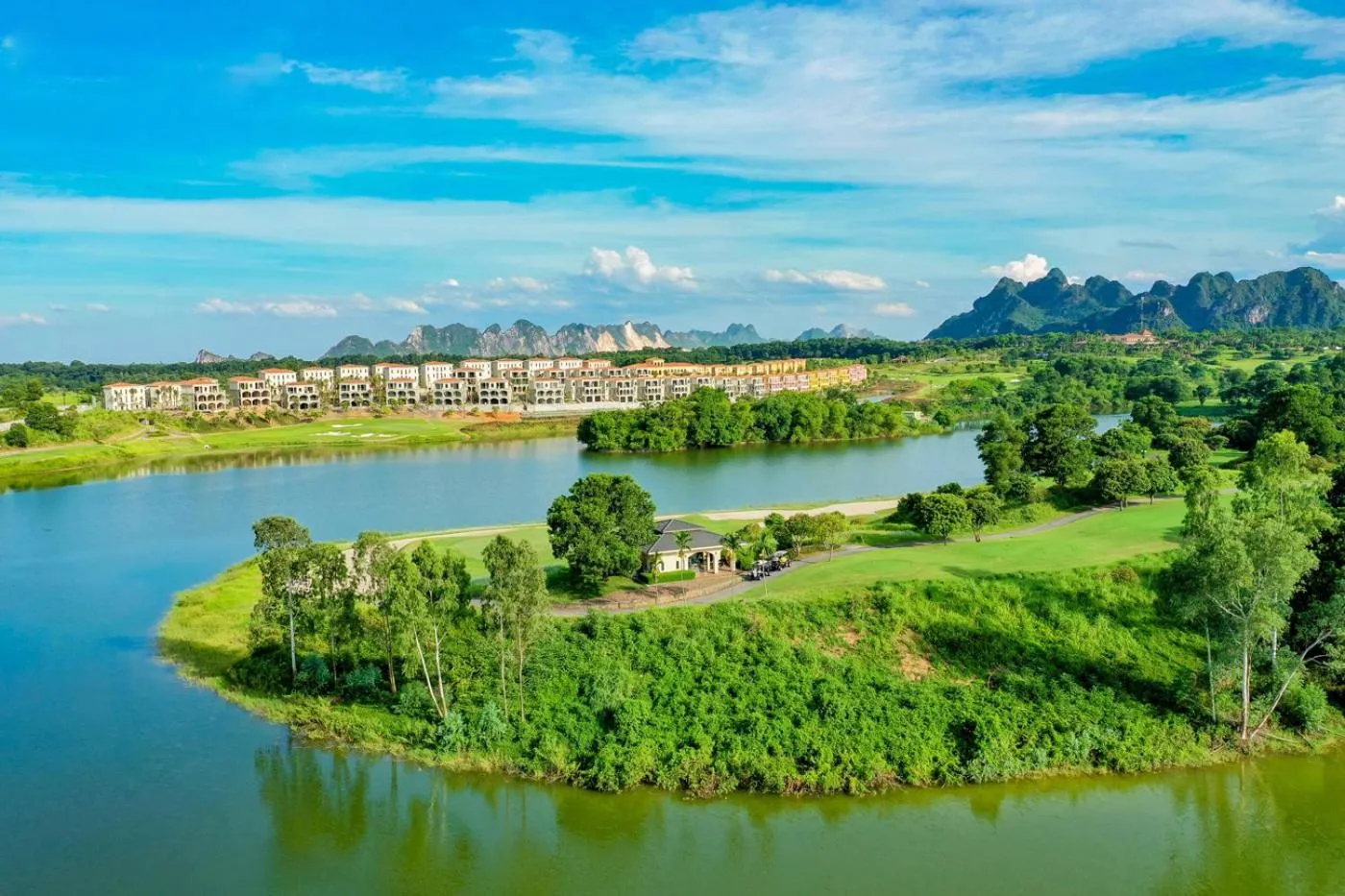 Natural landscape in Wyndham Sky Lake Resort and Villas