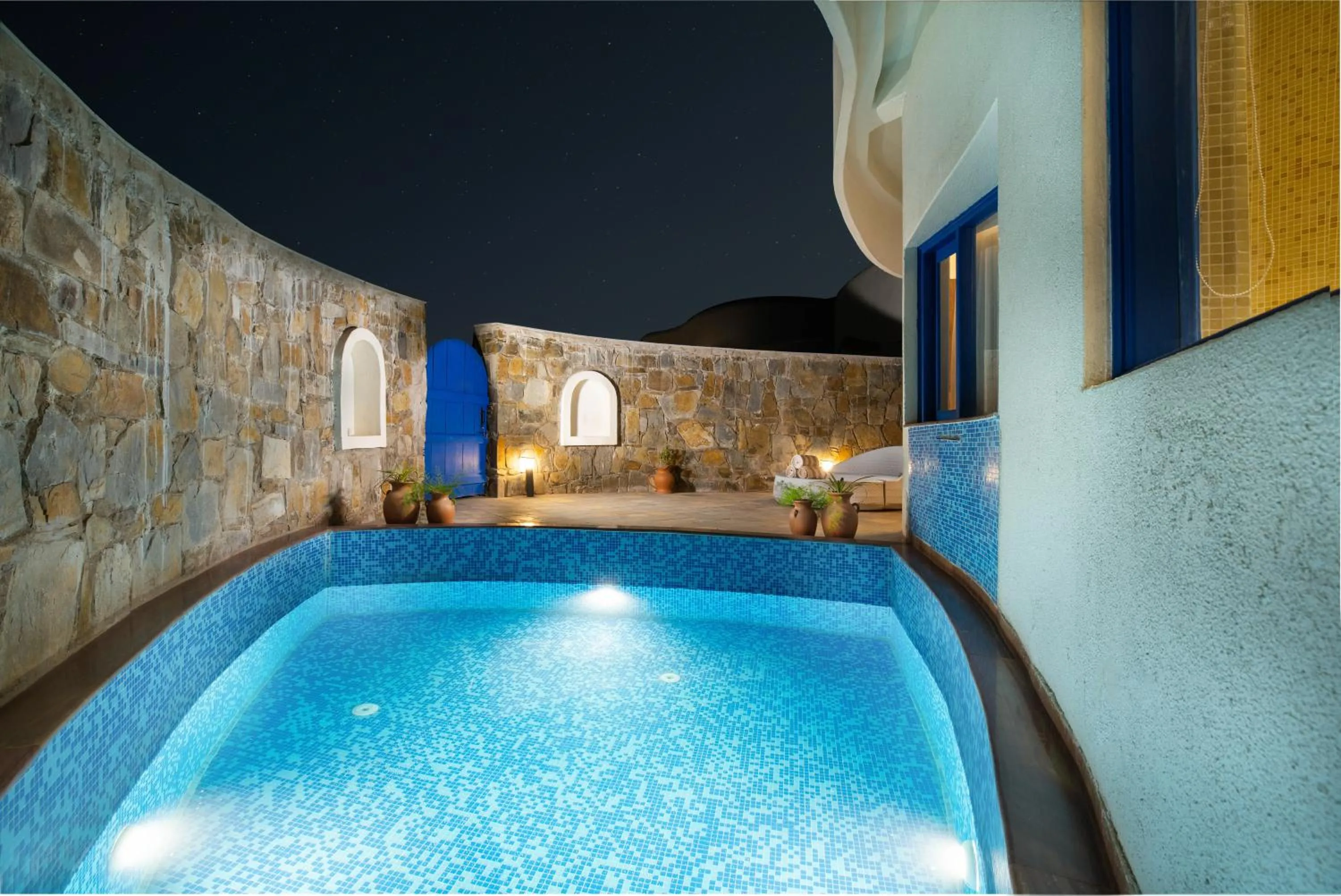 Bath in Ramee Royal Resort & Spa - Udaipur