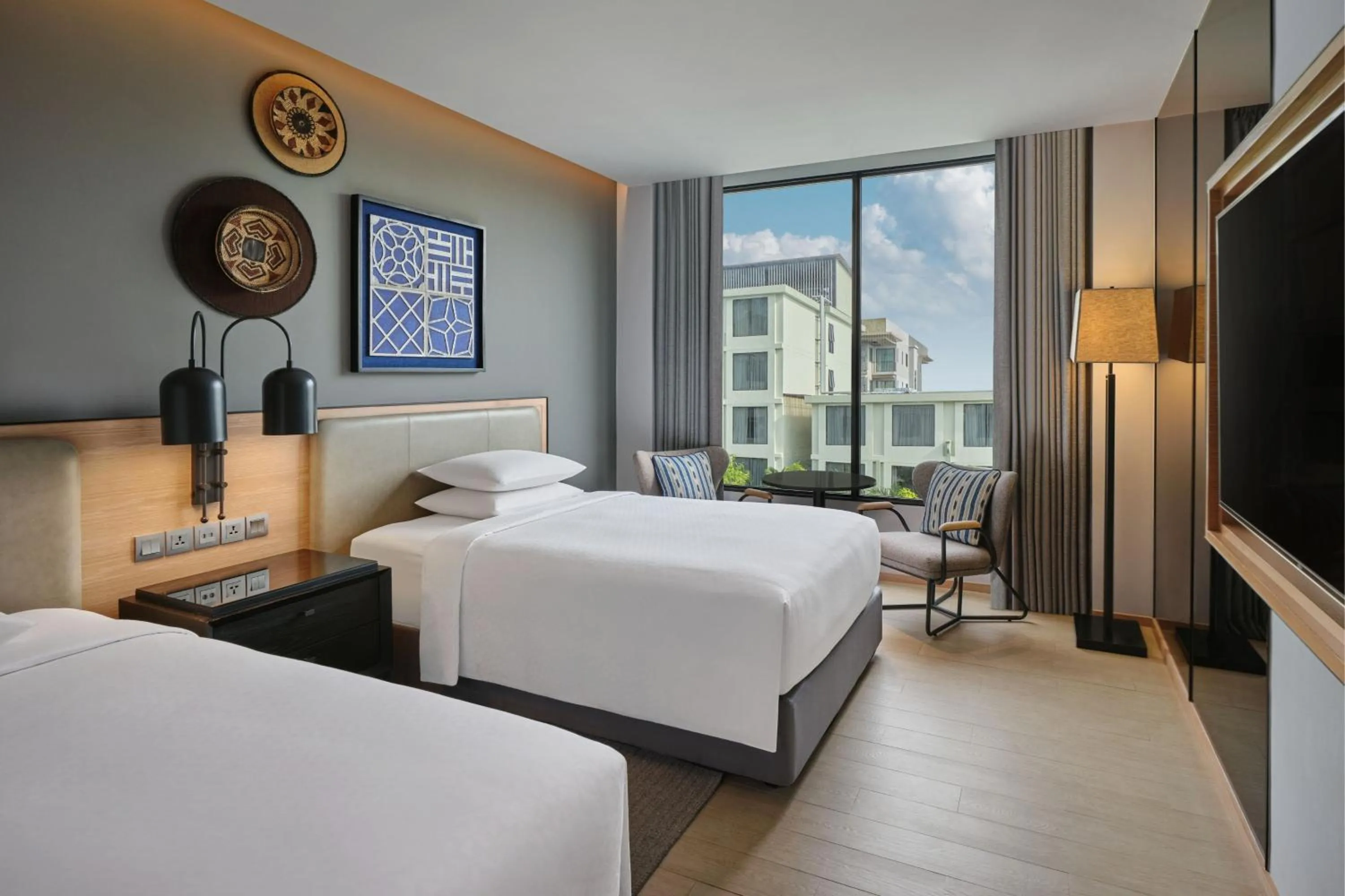 Photo of the whole room, Bed in Four Points by Sheraton Phuket Patong Beach Resort