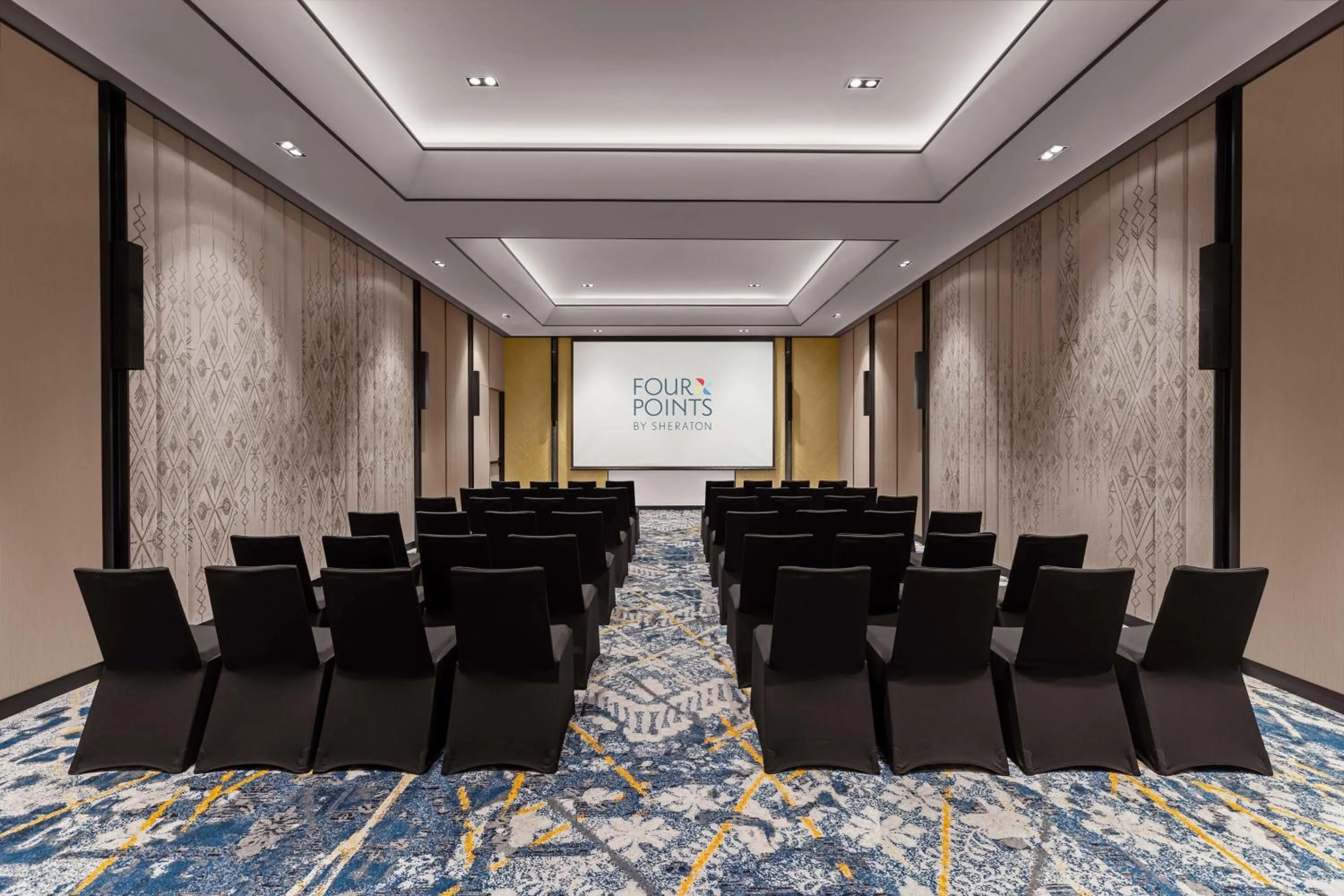 Meeting/conference room in Four Points by Sheraton Phuket Patong Beach Resort