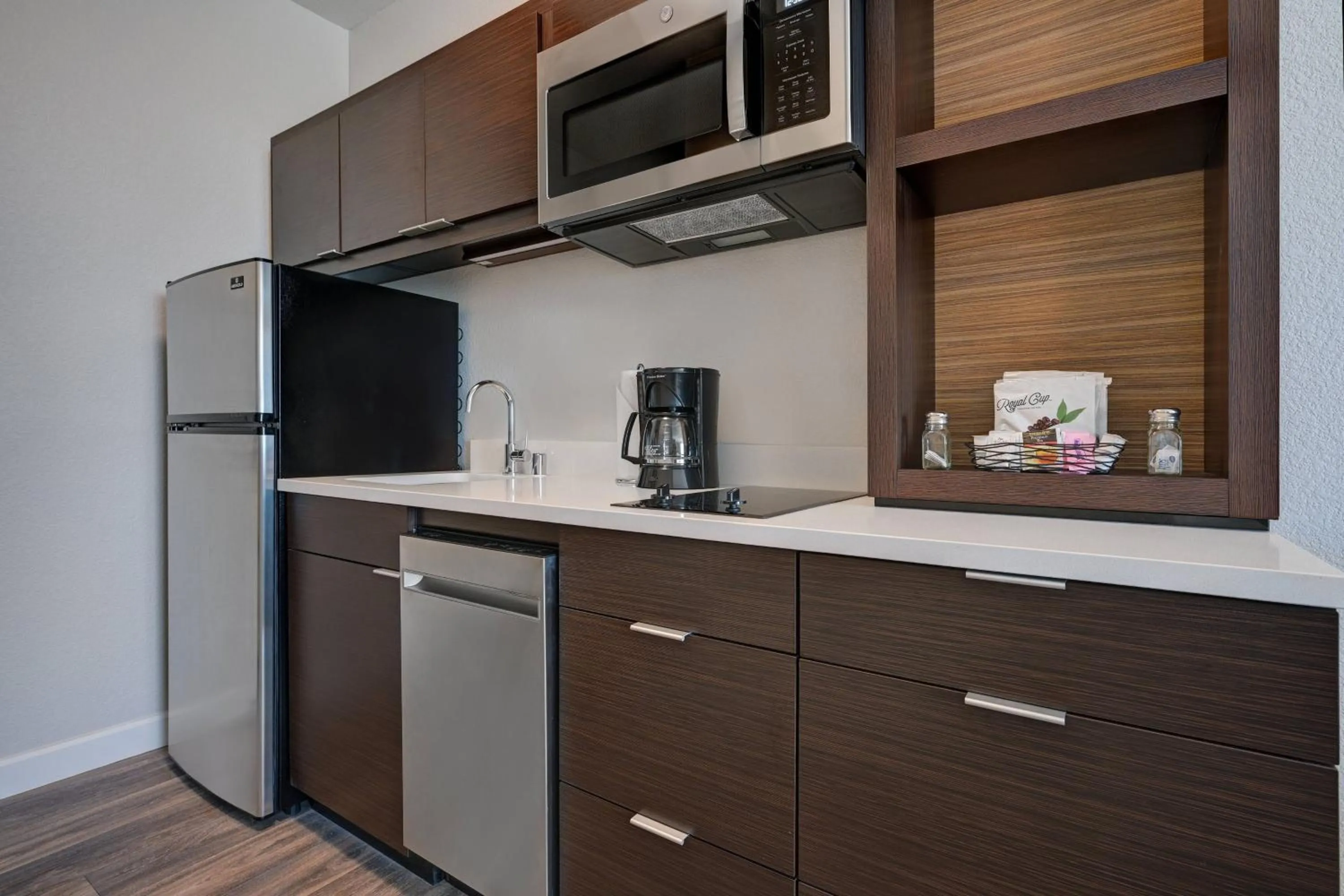 Kitchen or kitchenette in TownePlace Suites Sacramento Airport Natomas
