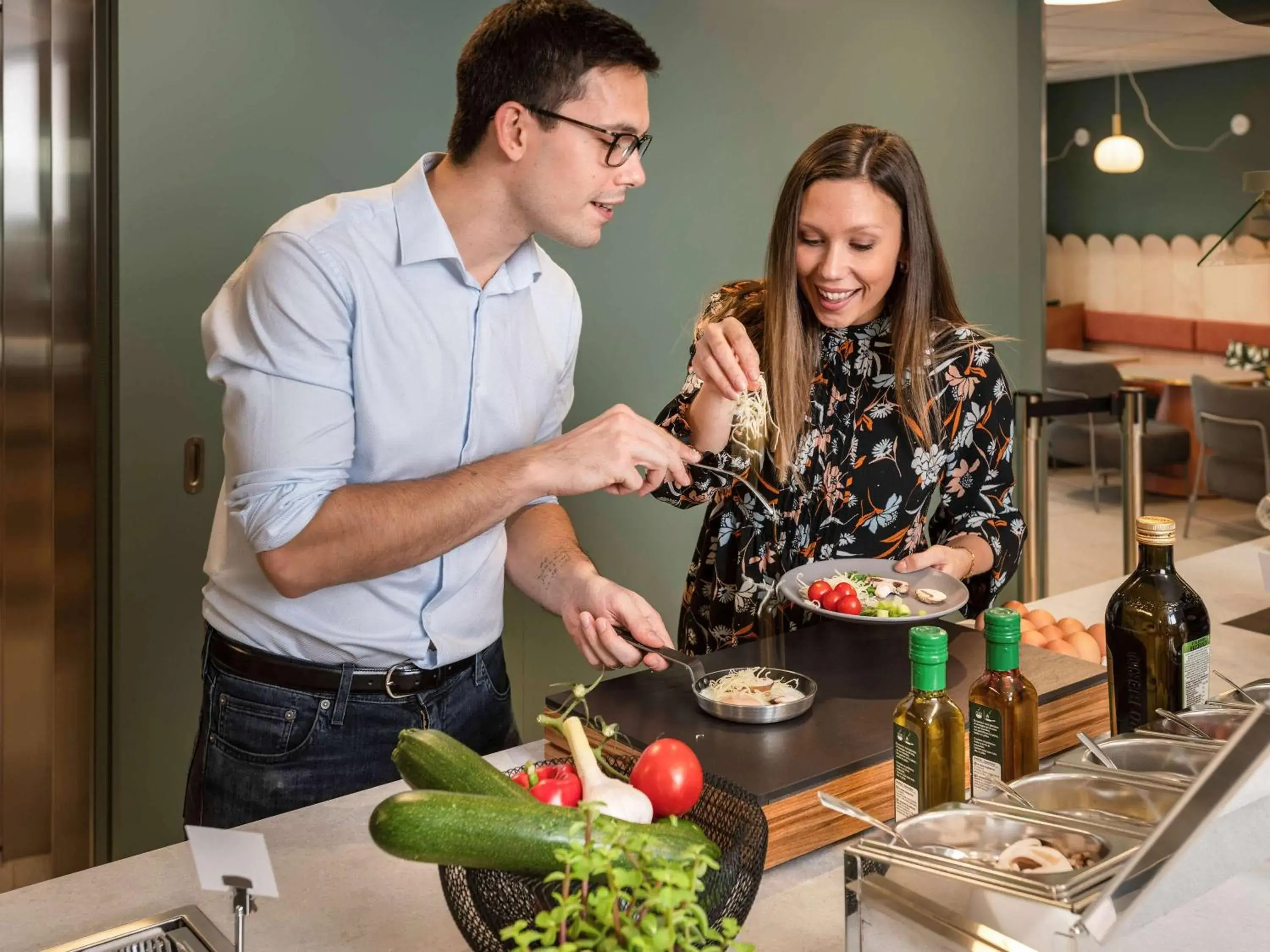 Restaurant/places to eat in Adagio access Brussels Delta Restaurant/places to eat in Adagio access Brussels Delta