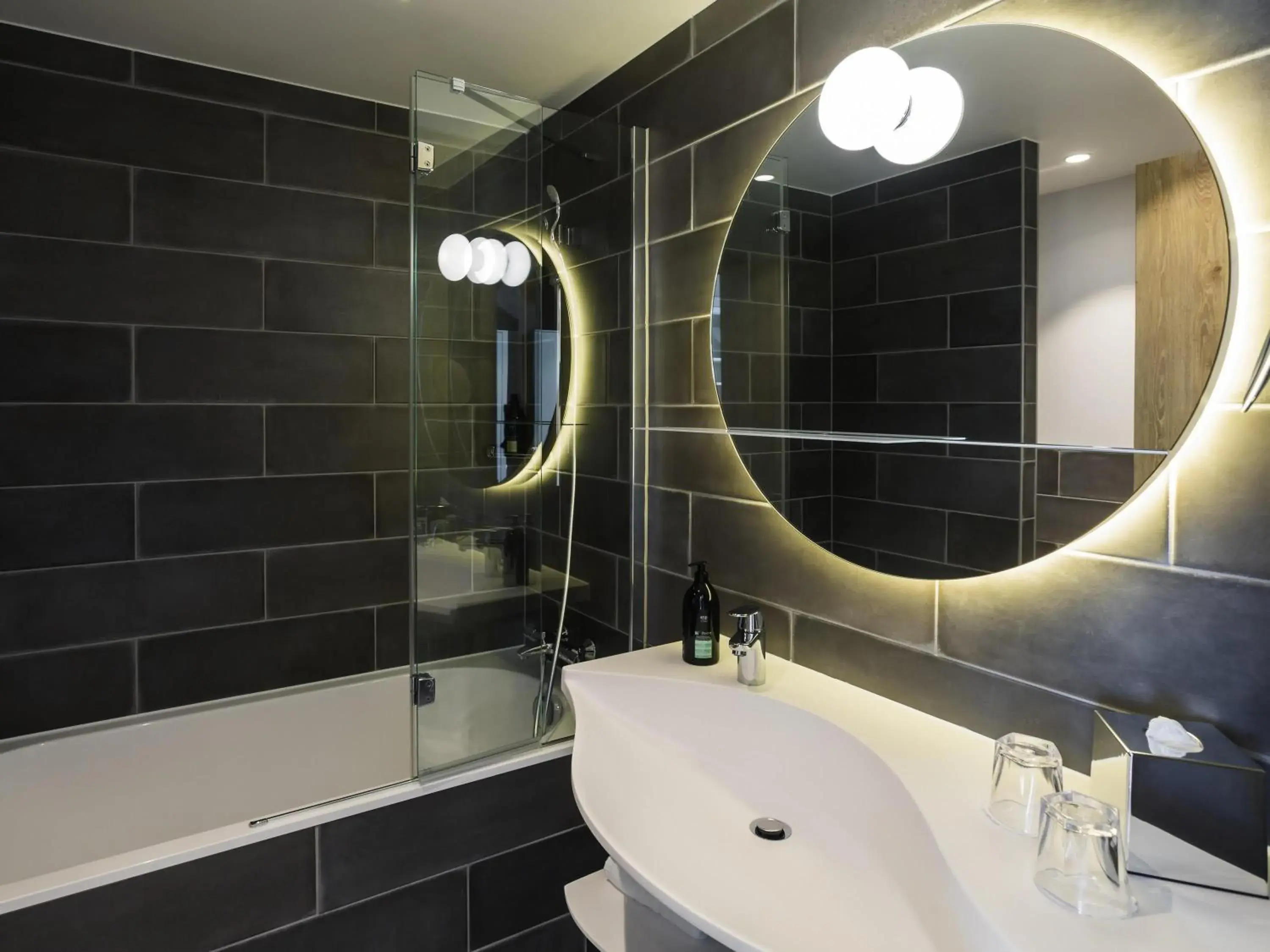 Bedroom in Aparthotel Adagio London Stratford Bedroom in Aparthotel Adagio London Stratford