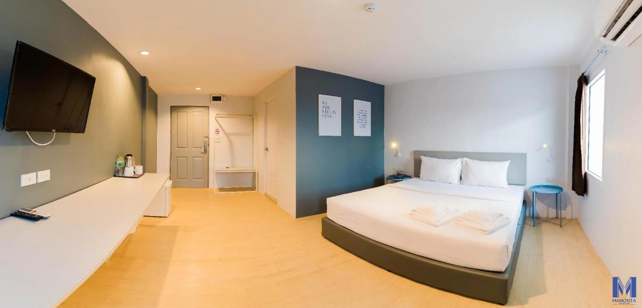 Bed in Manonta Budget Hotel