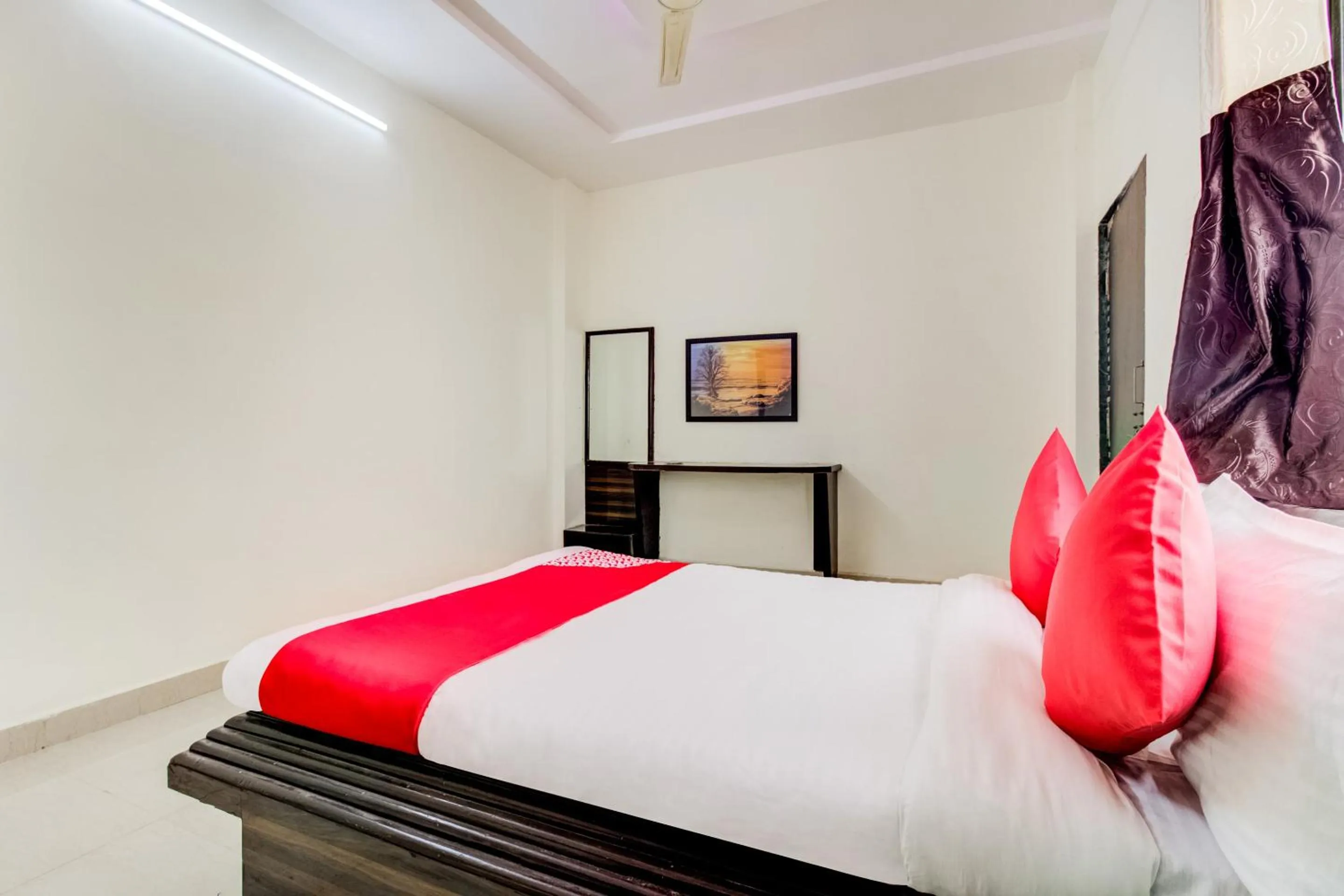 Bedroom, Bed in Hotel O 80 City Center