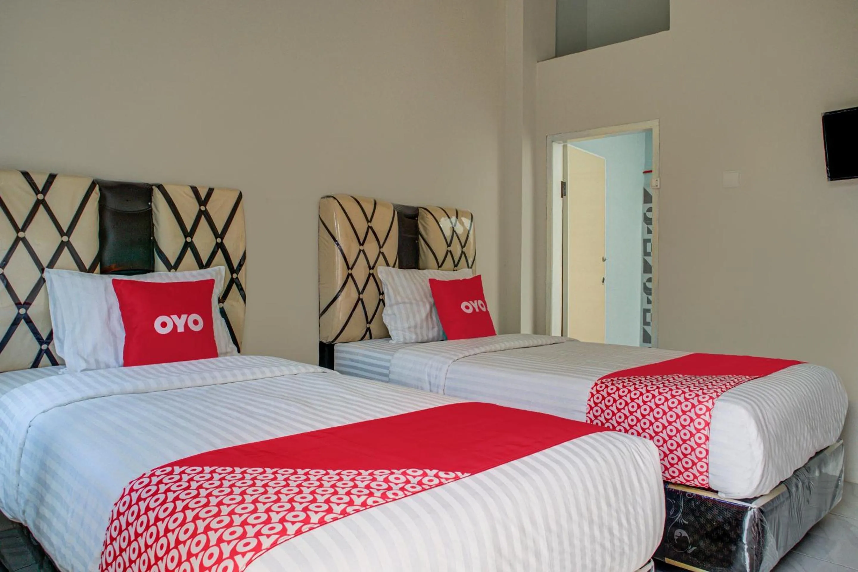 Bedroom in OYO 3266 Alifah Residence Syariah