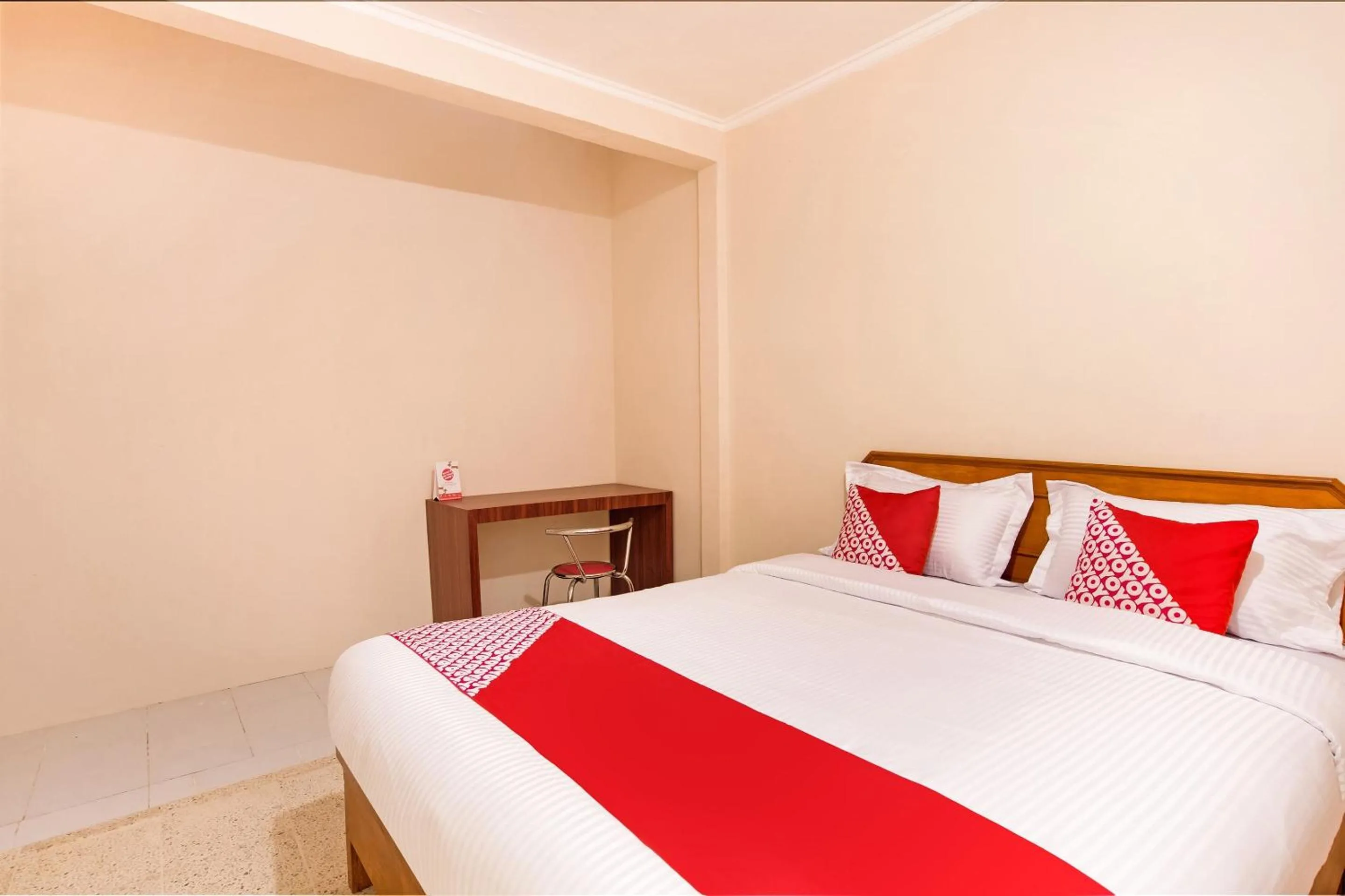 Bedroom, Bed in Hotel O Lansano Residence Syariah