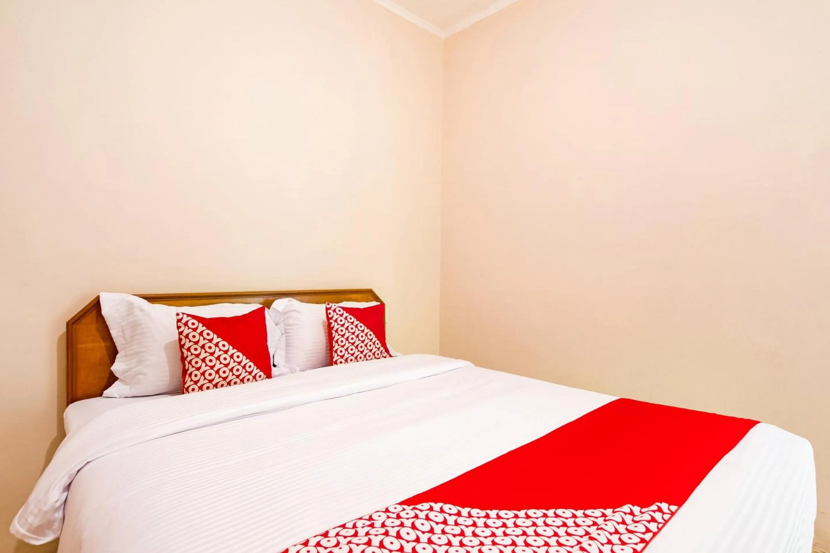 Bedroom, Bed in Hotel O Lansano Residence Syariah