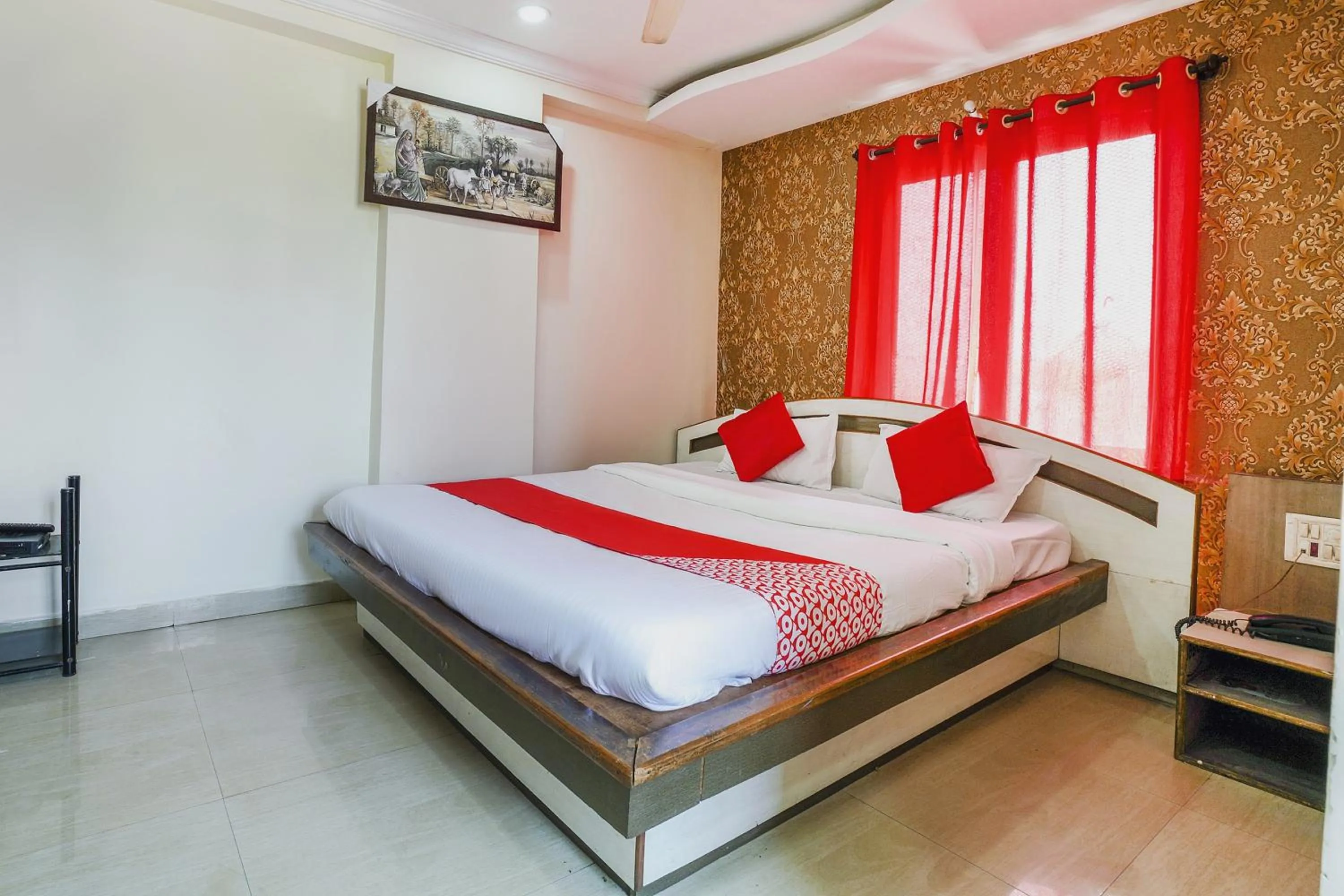 Bedroom, Bed in SPOT ON Hotel Hyderabad Continental