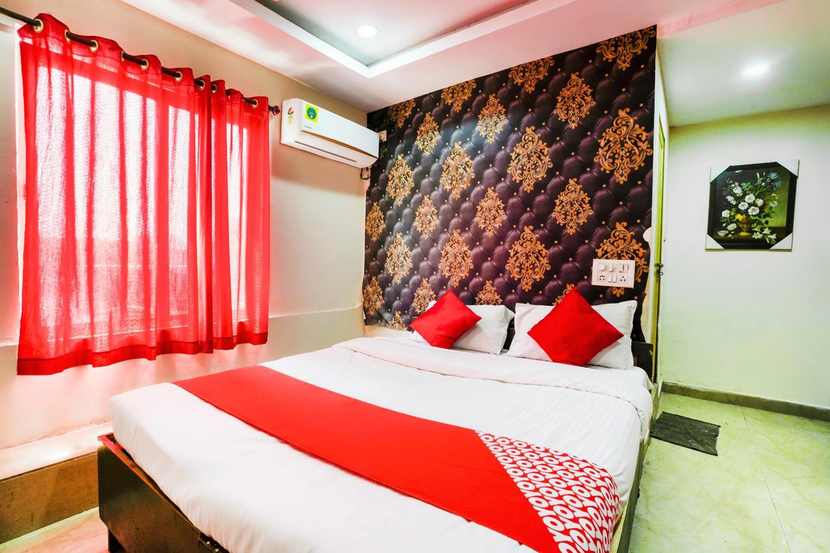 Bedroom, Bed in SPOT ON Hotel Hyderabad Continental