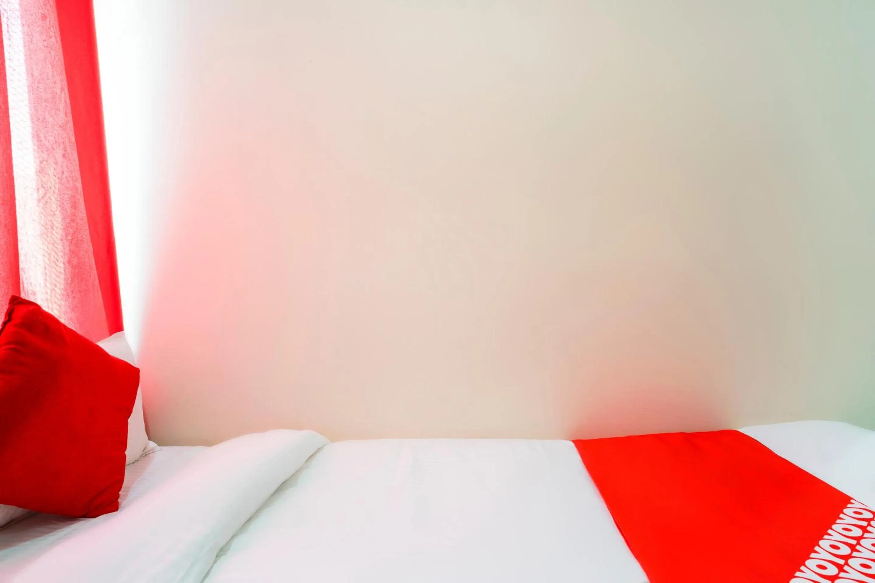 Bedroom, Bed in SPOT ON Hotel Hyderabad Continental