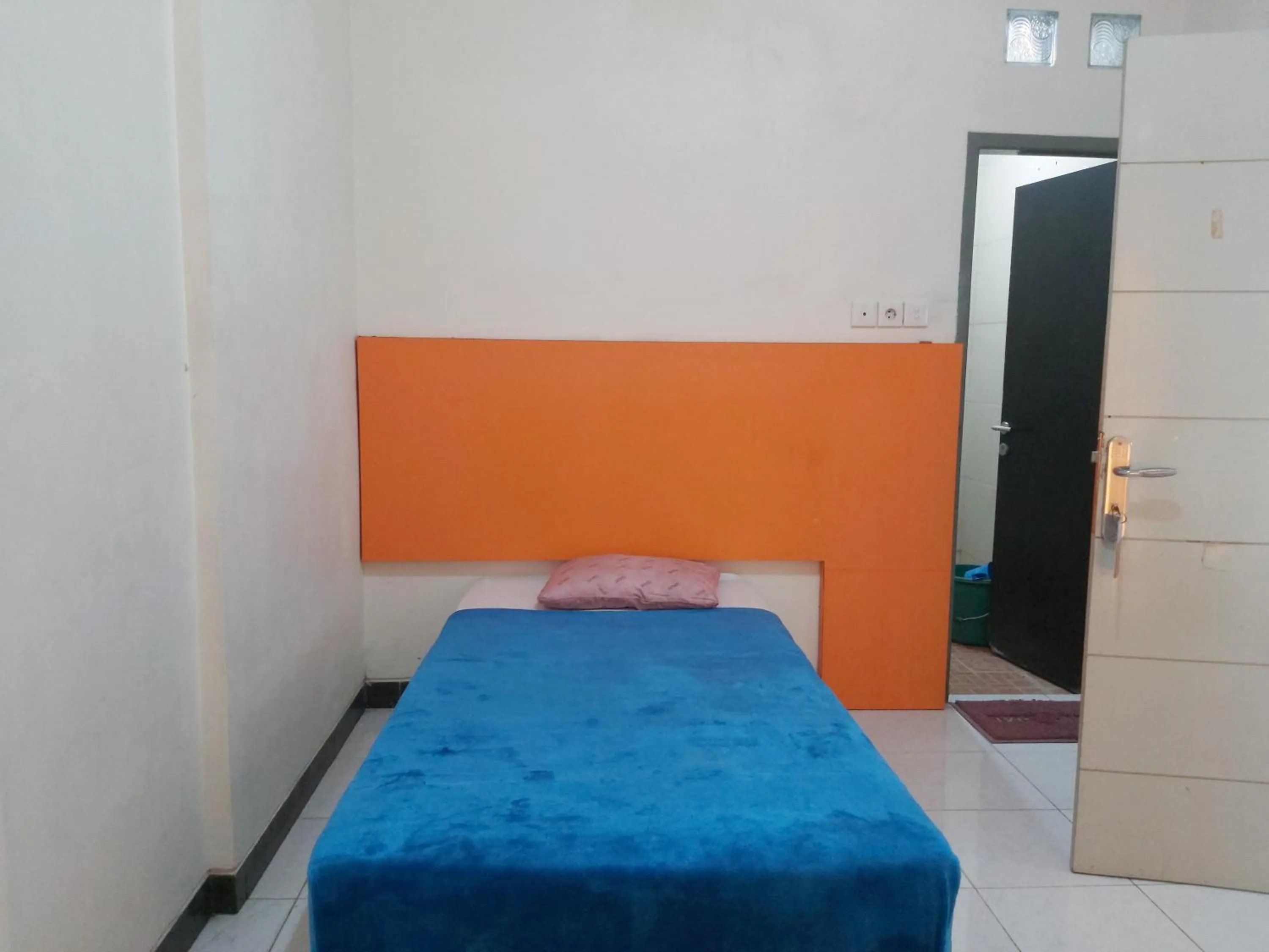 Bedroom, Bed in Hotel O Icha Homestay