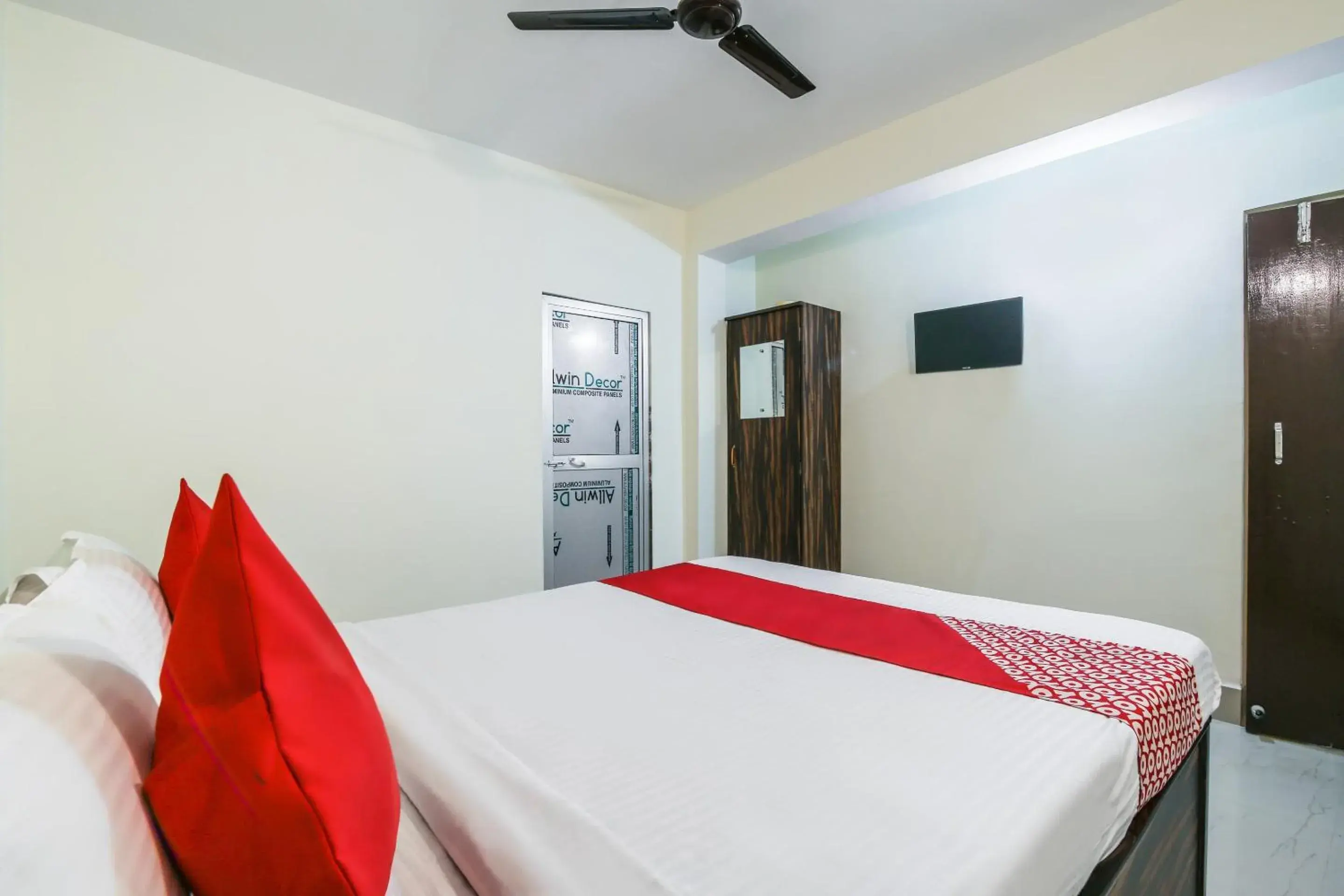 Super Hotel O Lokenath Super Hotel O Lokenath