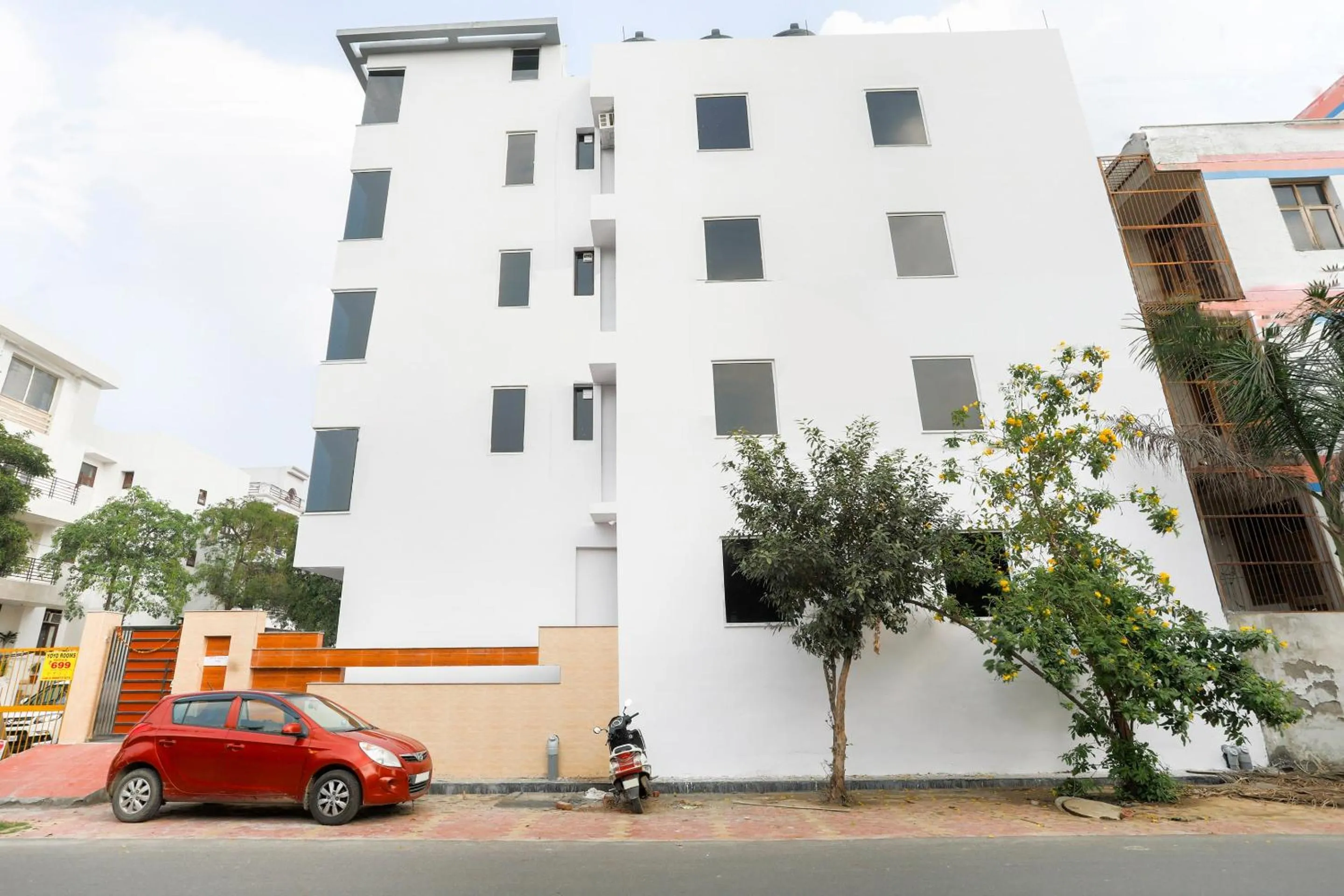 Facade/entrance in Hotel O GRANDEUR HOTEL