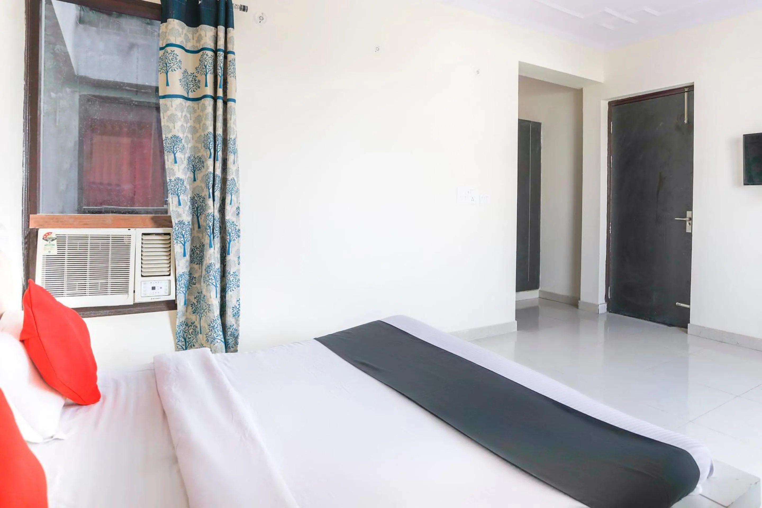 Bedroom in Hotel O GRANDEUR HOTEL