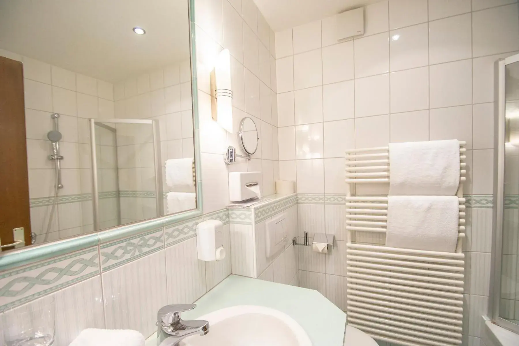 Double Room in Hotel Engel Alberschwende Double Room in Hotel Engel Alberschwende