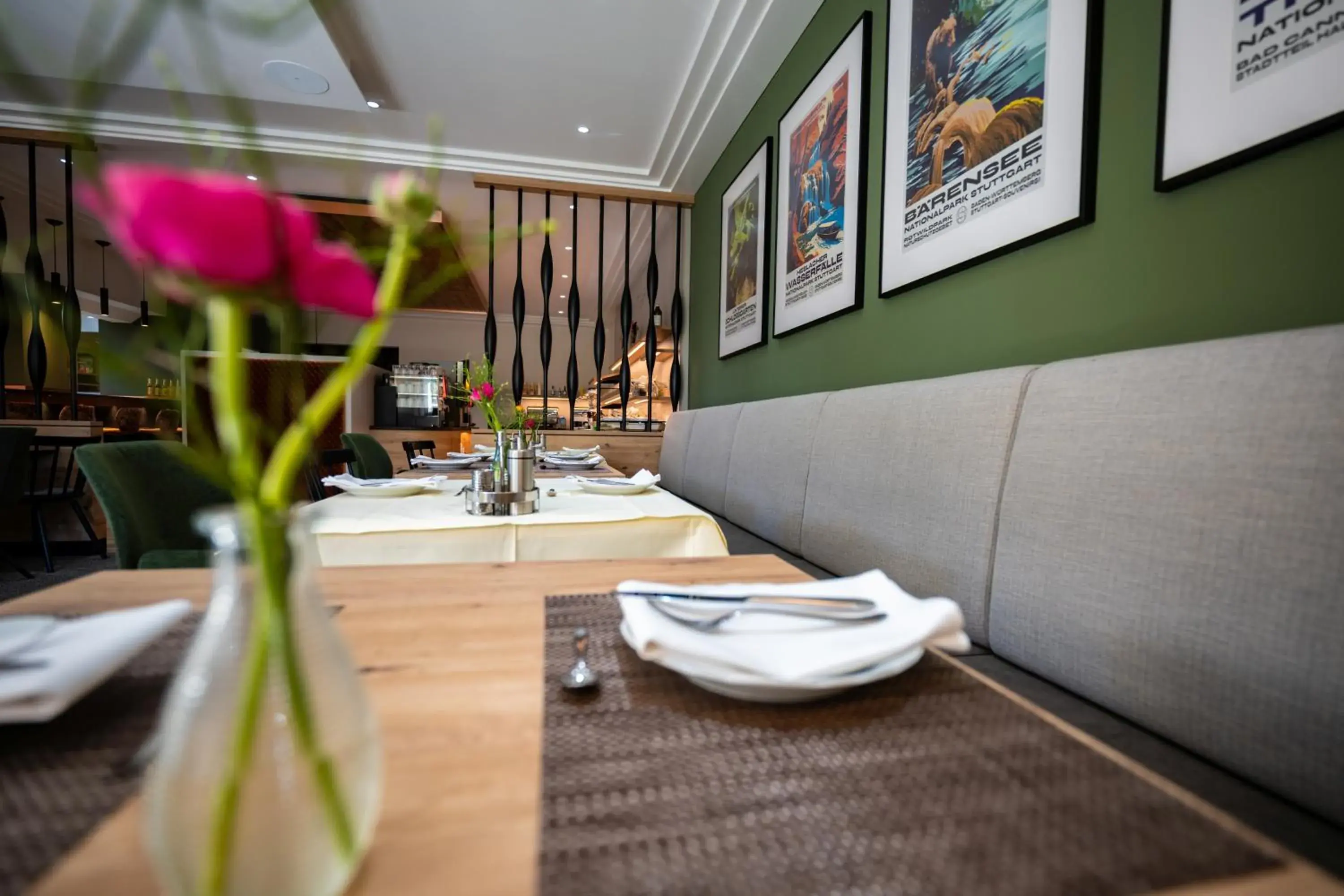 Restaurant/places to eat in Hotel Azenberg Restaurant/places to eat in Hotel Azenberg