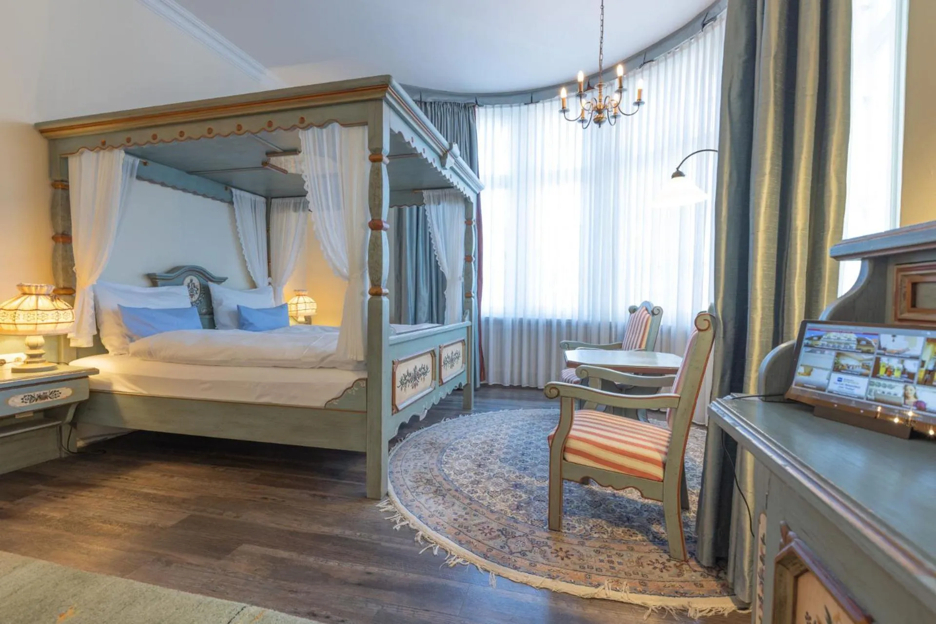 Bed in Best Western Plus Theodor Storm Hotel