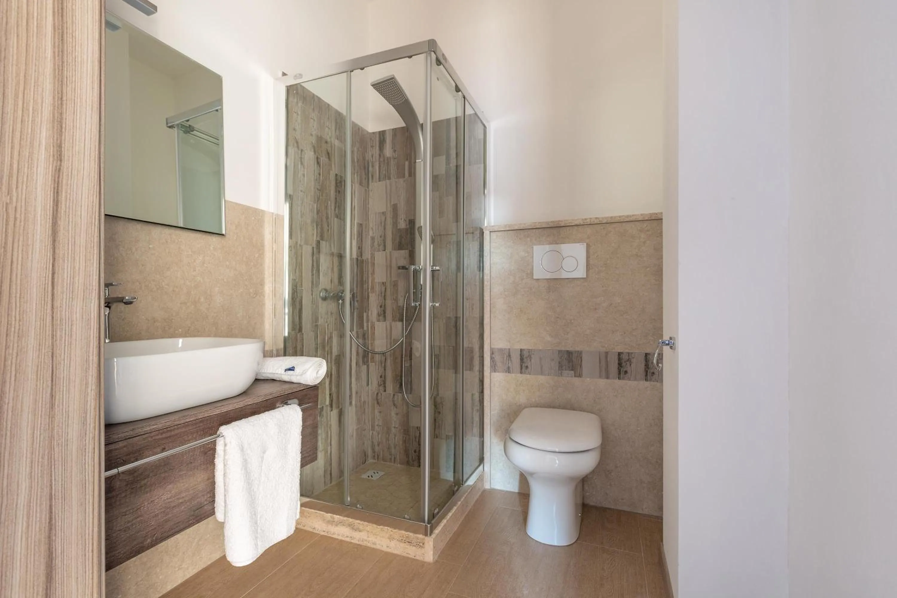 Bathroom in Joy Home B&B