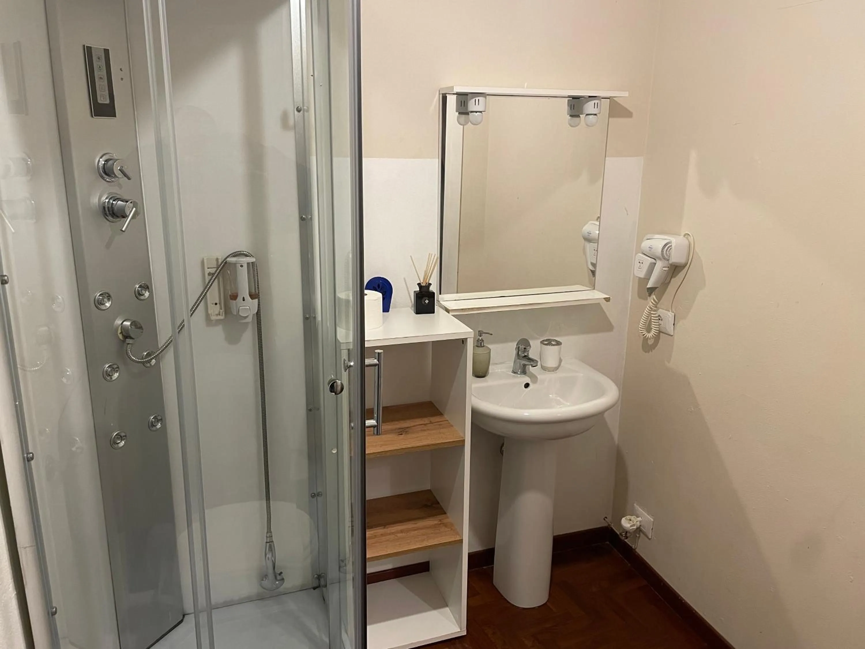 Shower in Villa Mase