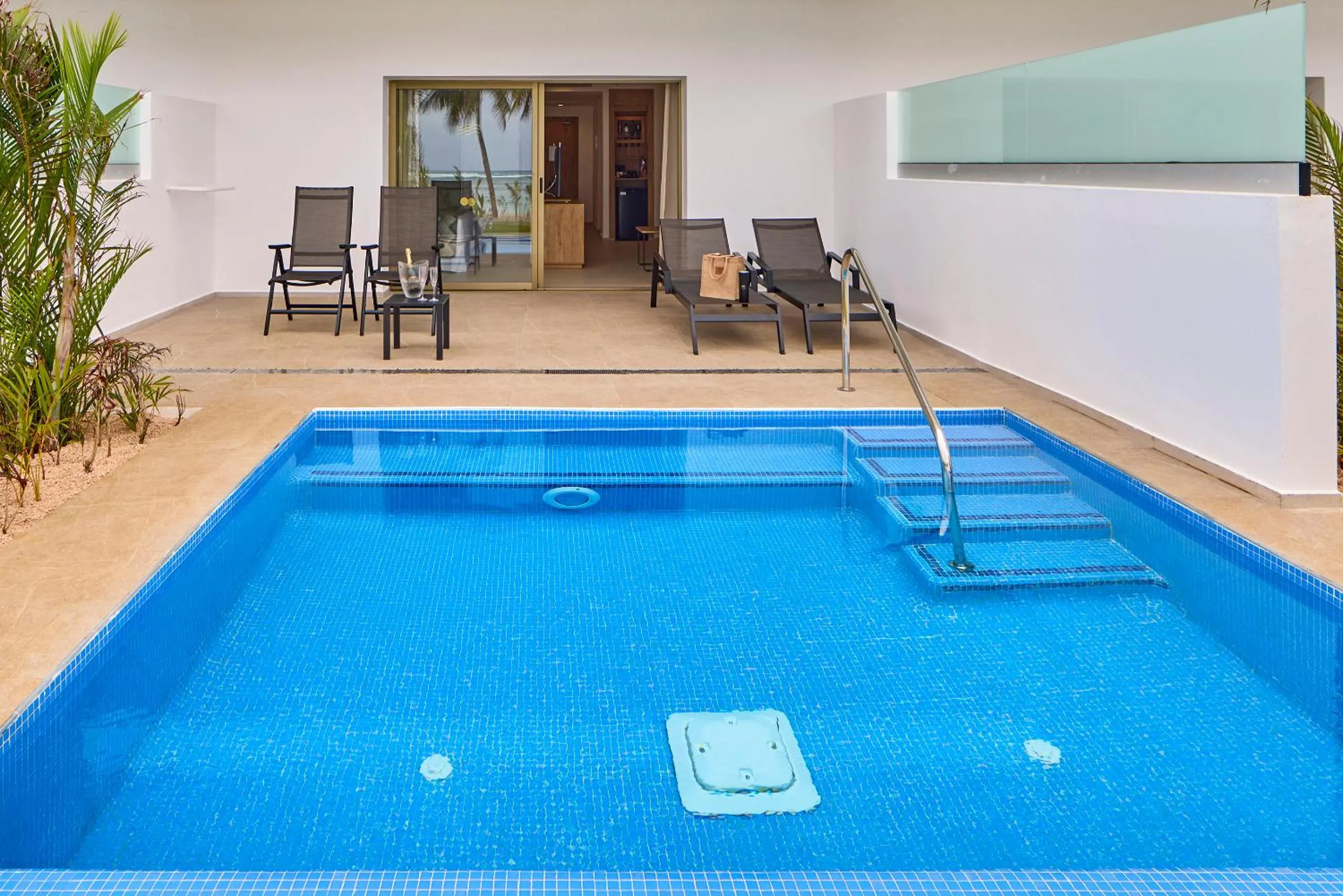 Swimming pool in Riu Palace Mauritius - All Inclusive - Adults Only