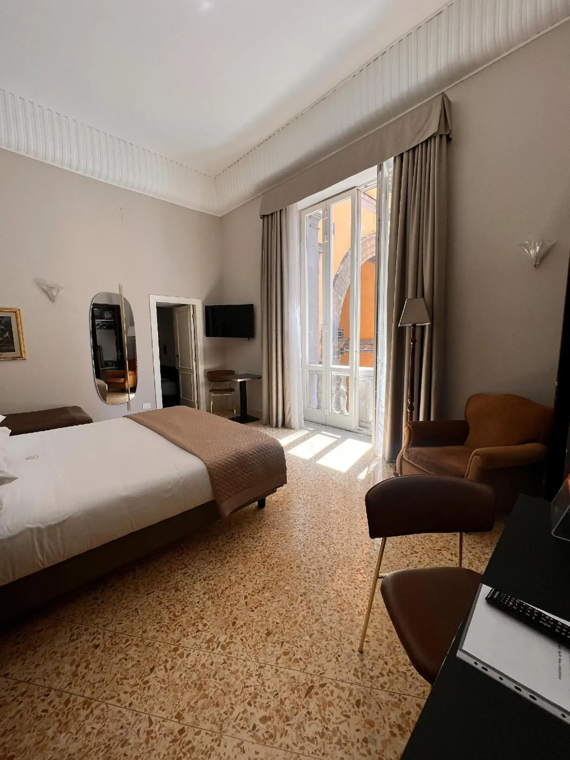 Double Room with Private External Bathroom in Dimora Donna Elena Double Room with Private External Bathroom in Dimora Donna Elena