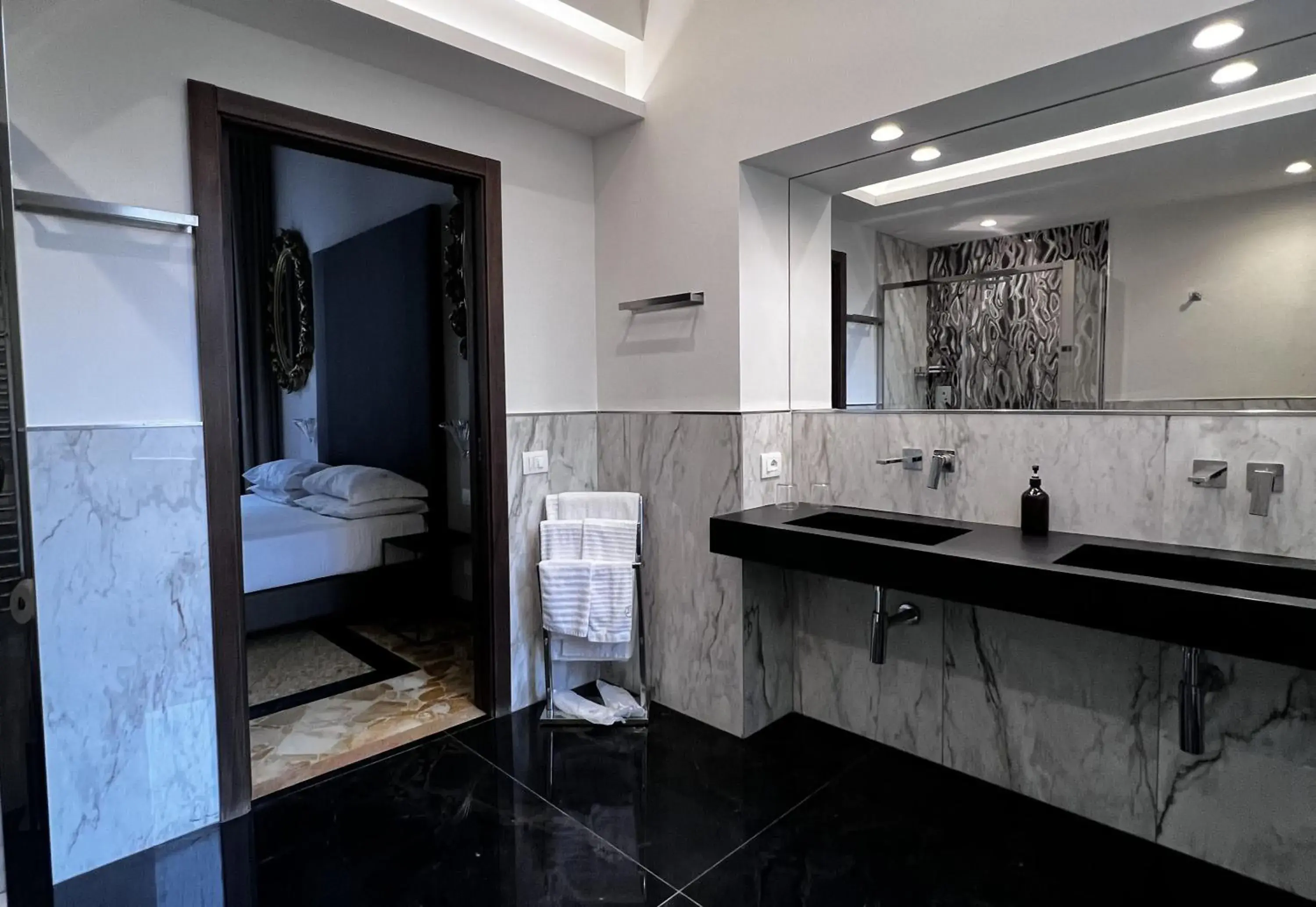 Deluxe Suite in Dimora Donna Elena Deluxe Suite in Dimora Donna Elena