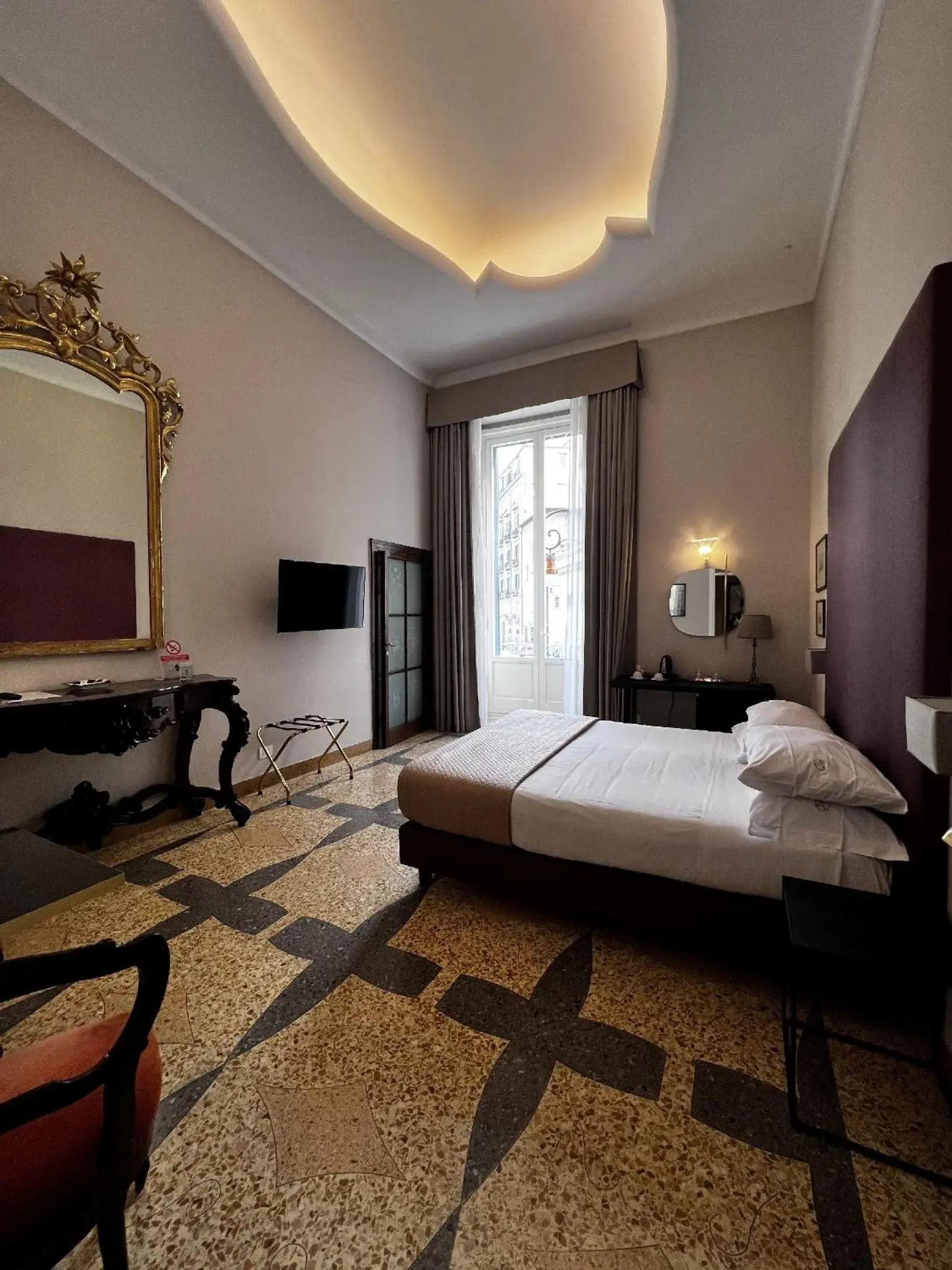 Deluxe Double Room with Balcony in Dimora Donna Elena Deluxe Double Room with Balcony in Dimora Donna Elena
