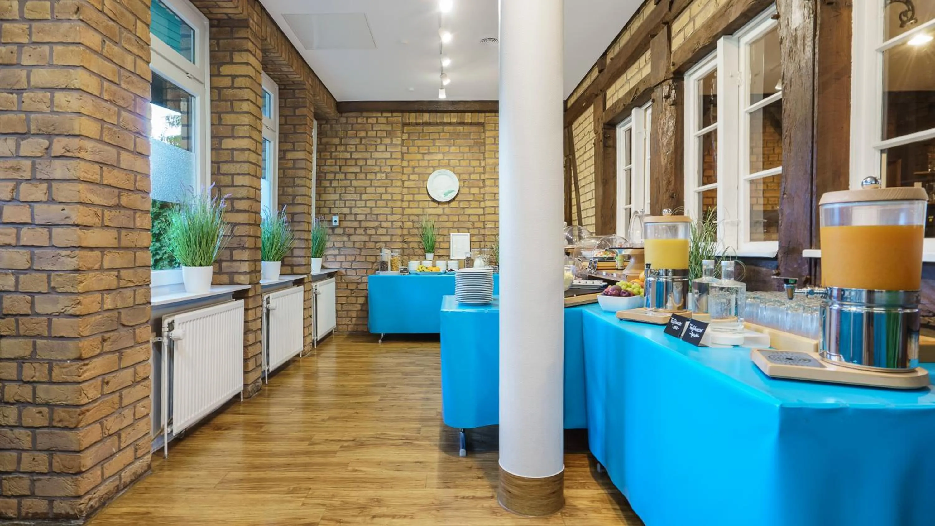 Buffet breakfast in Hotel Kreuzer