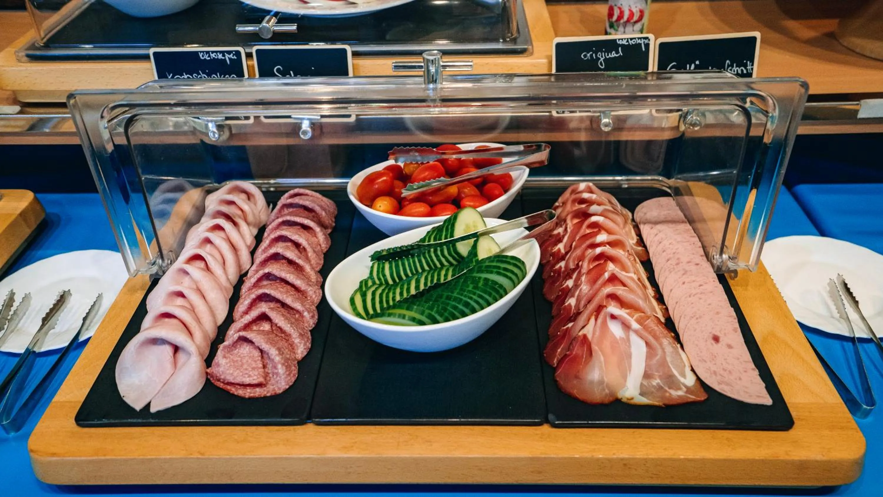 Breakfast in Hotel Kreuzer