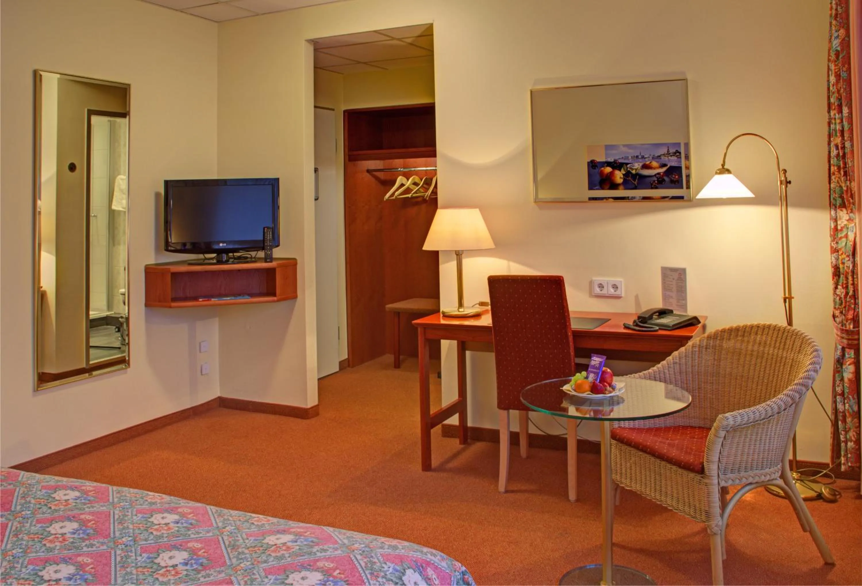 Photo of the whole room in Hotel Kreuzer