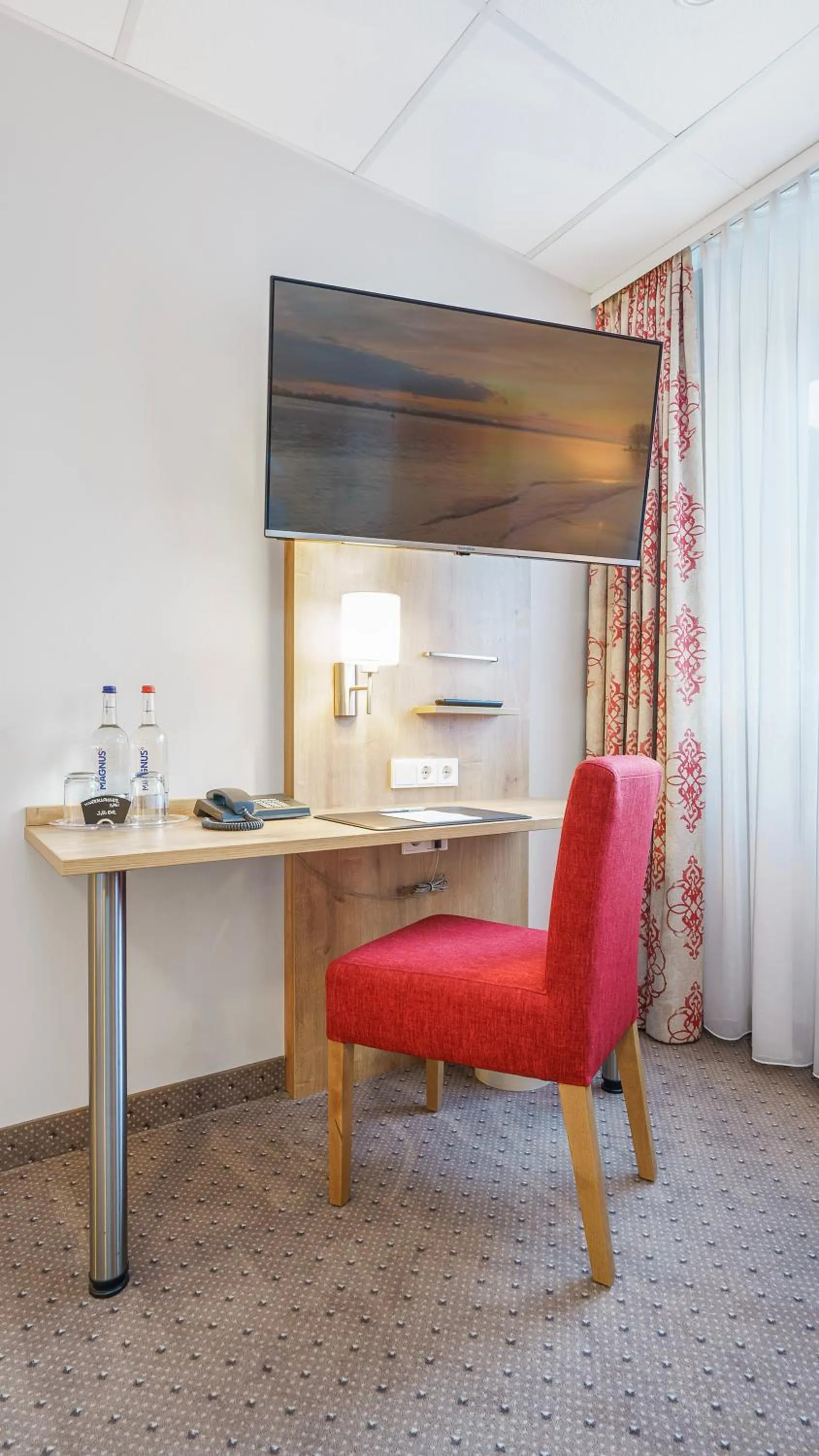 Photo of the whole room in Hotel Kreuzer