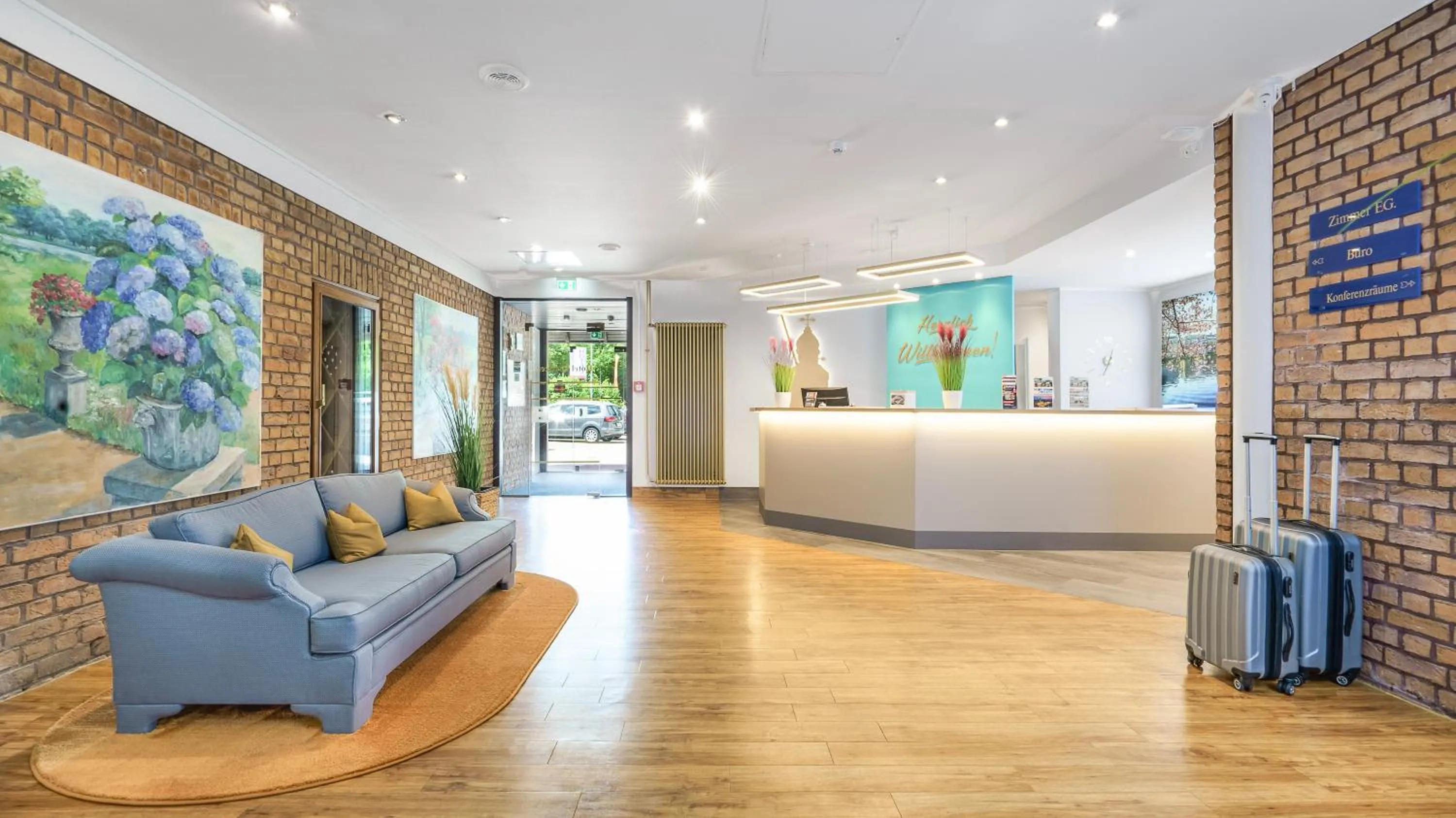 Property building in Hotel Kreuzer