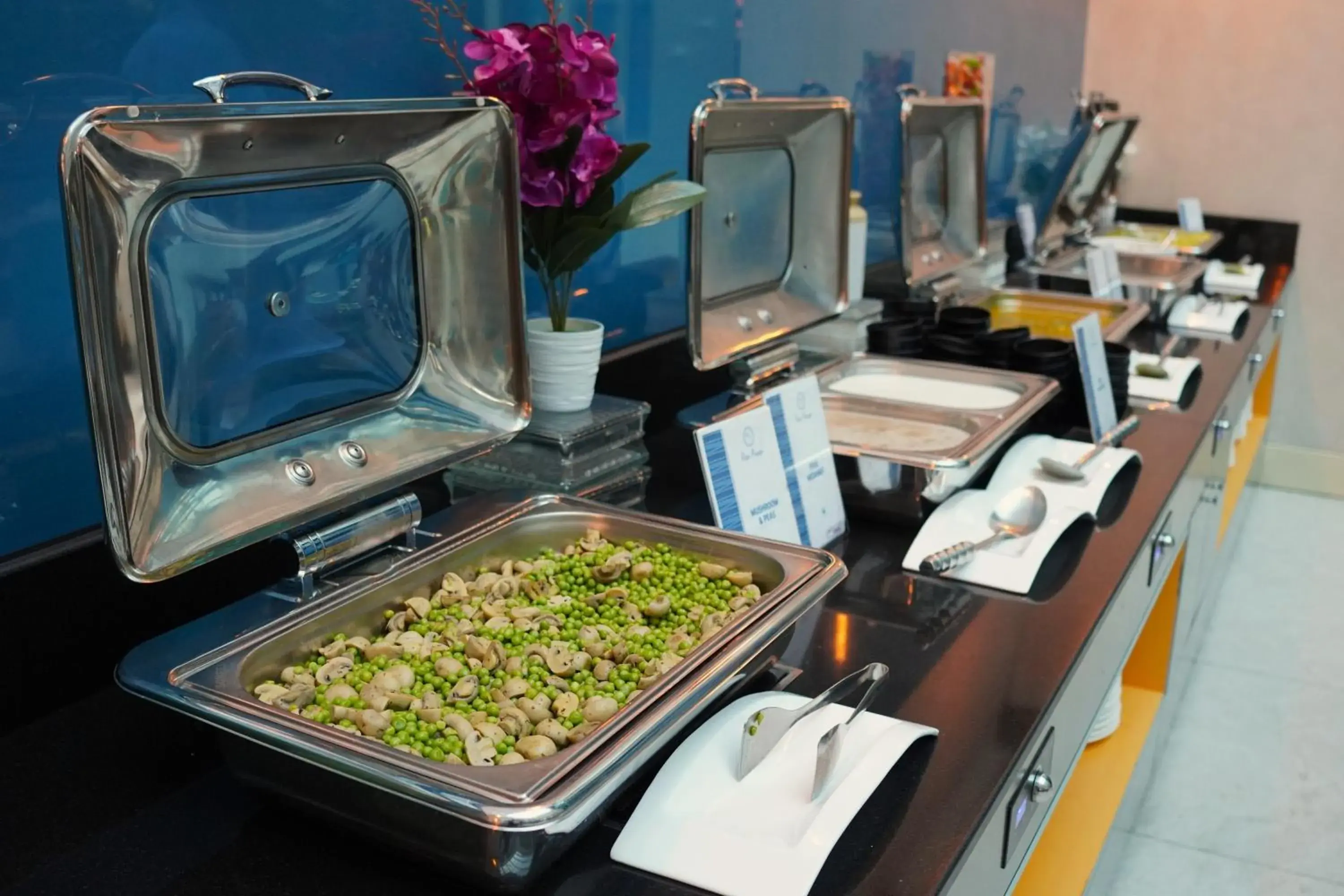 Food in FORTUNE ATRIUM HOTEL Food in FORTUNE ATRIUM HOTEL