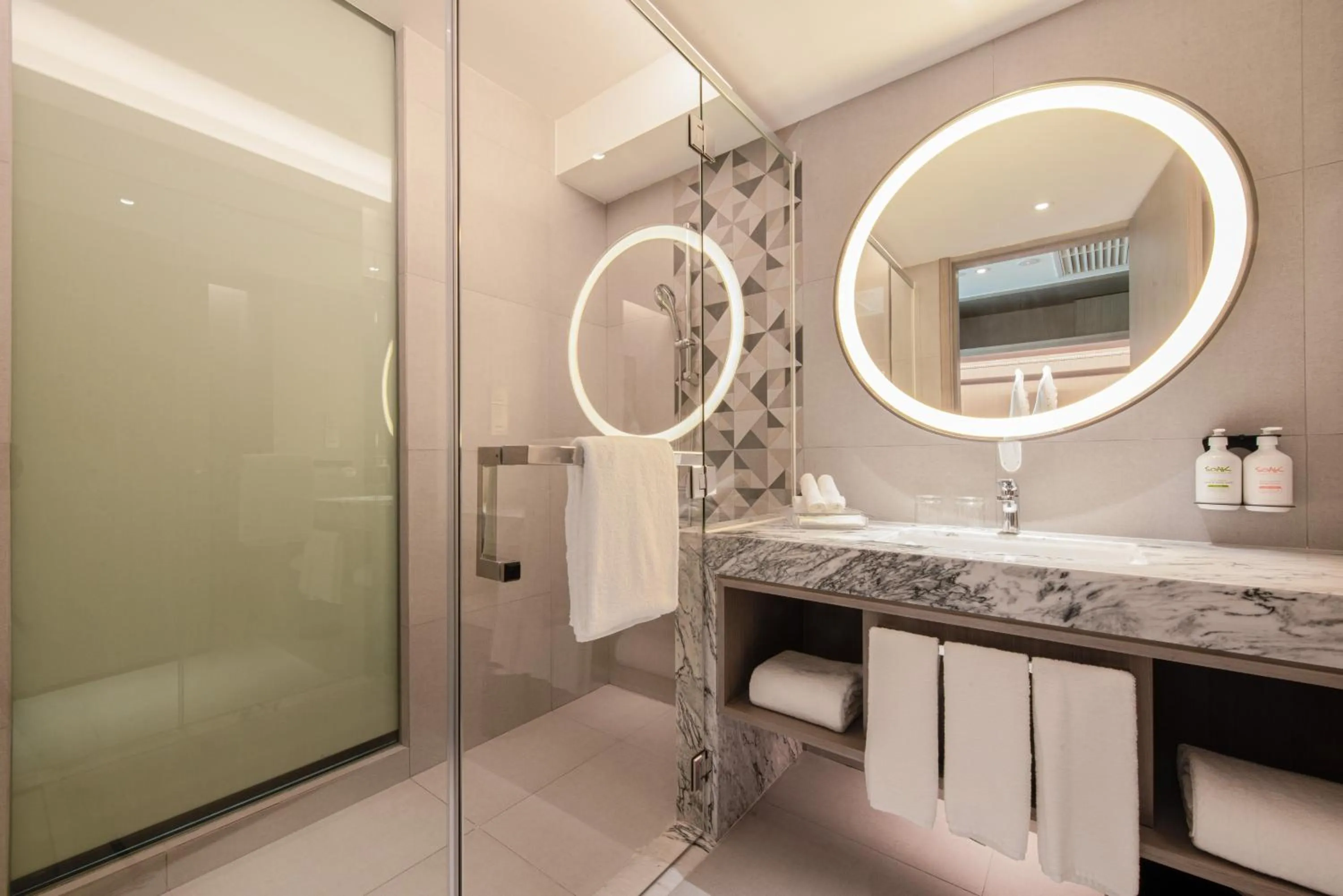 Bathroom in Holiday Inn Johor Bahru City Centre by IHG