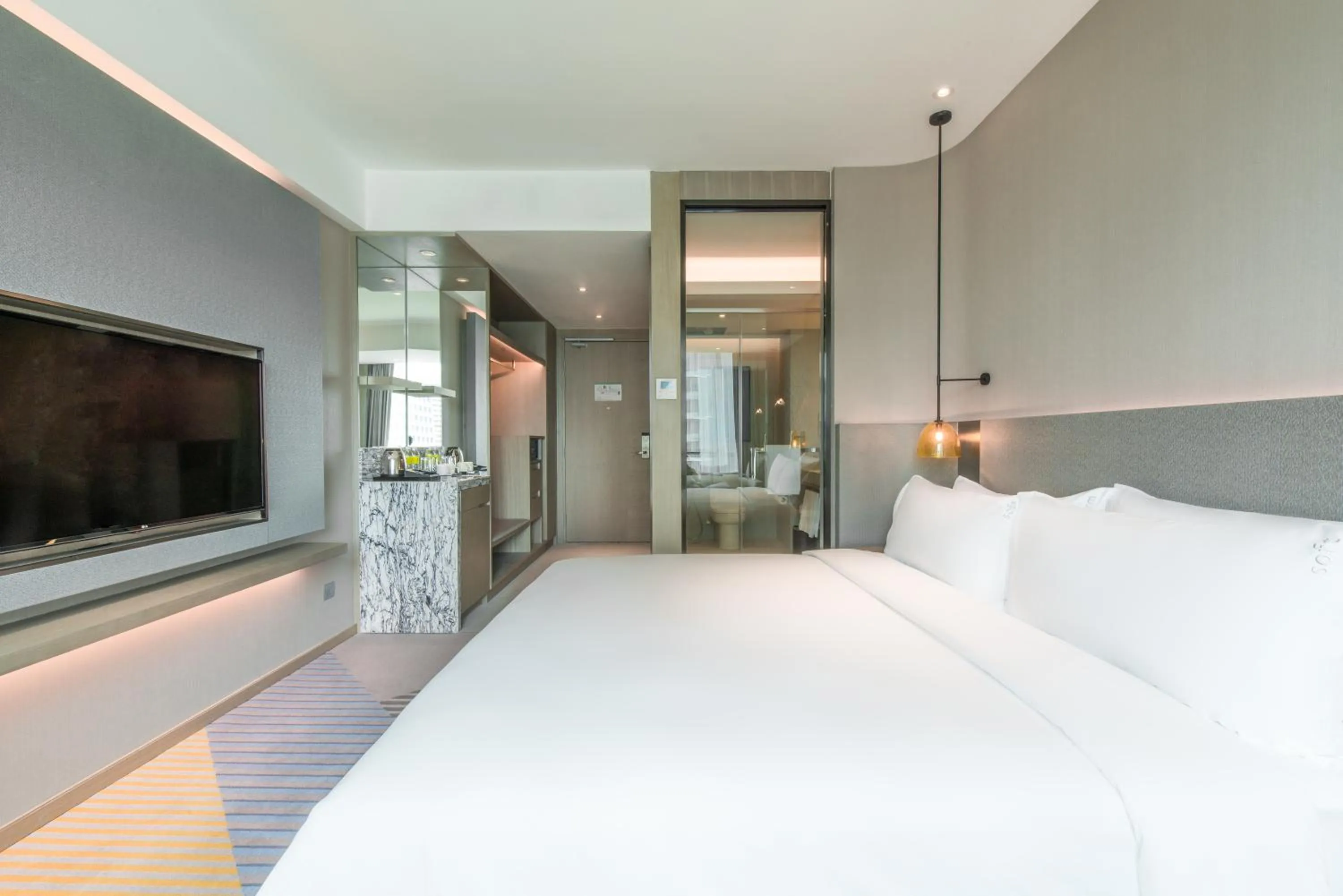 Bed in Holiday Inn Johor Bahru City Centre by IHG