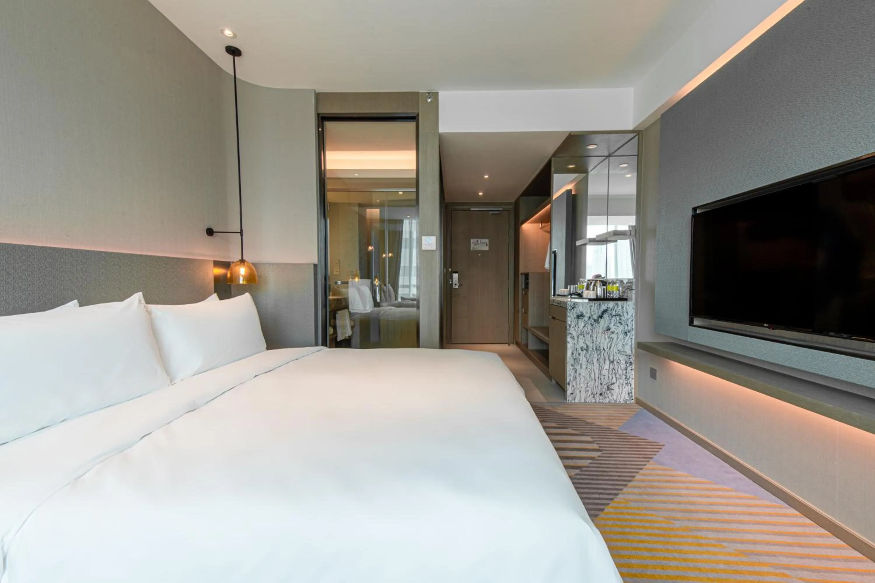 Photo of the whole room, Bed in Holiday Inn Johor Bahru City Centre by IHG